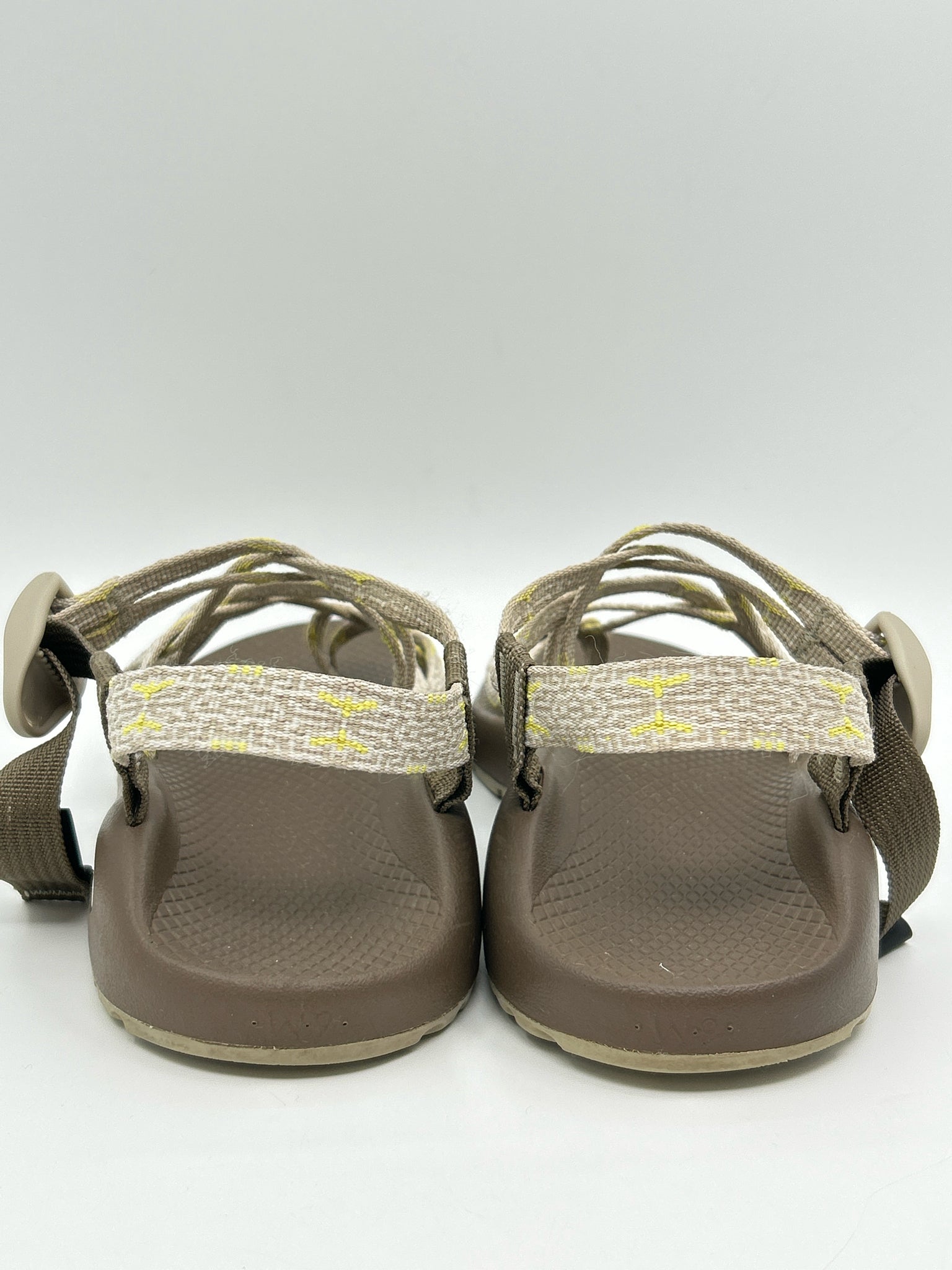 CHACO Size 9 Brown & Yellow Women Sandal