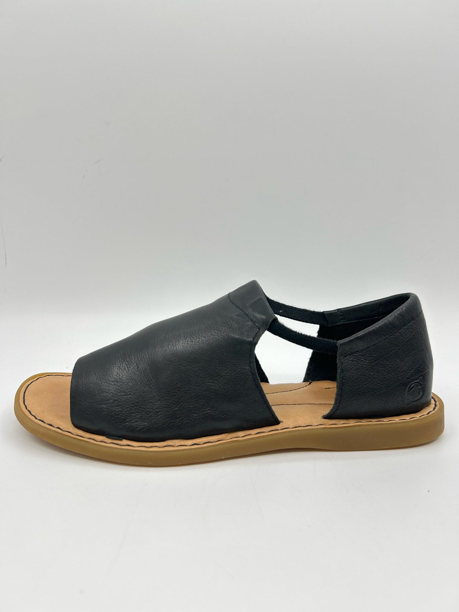 BORN Size 9M Black Women Sandal