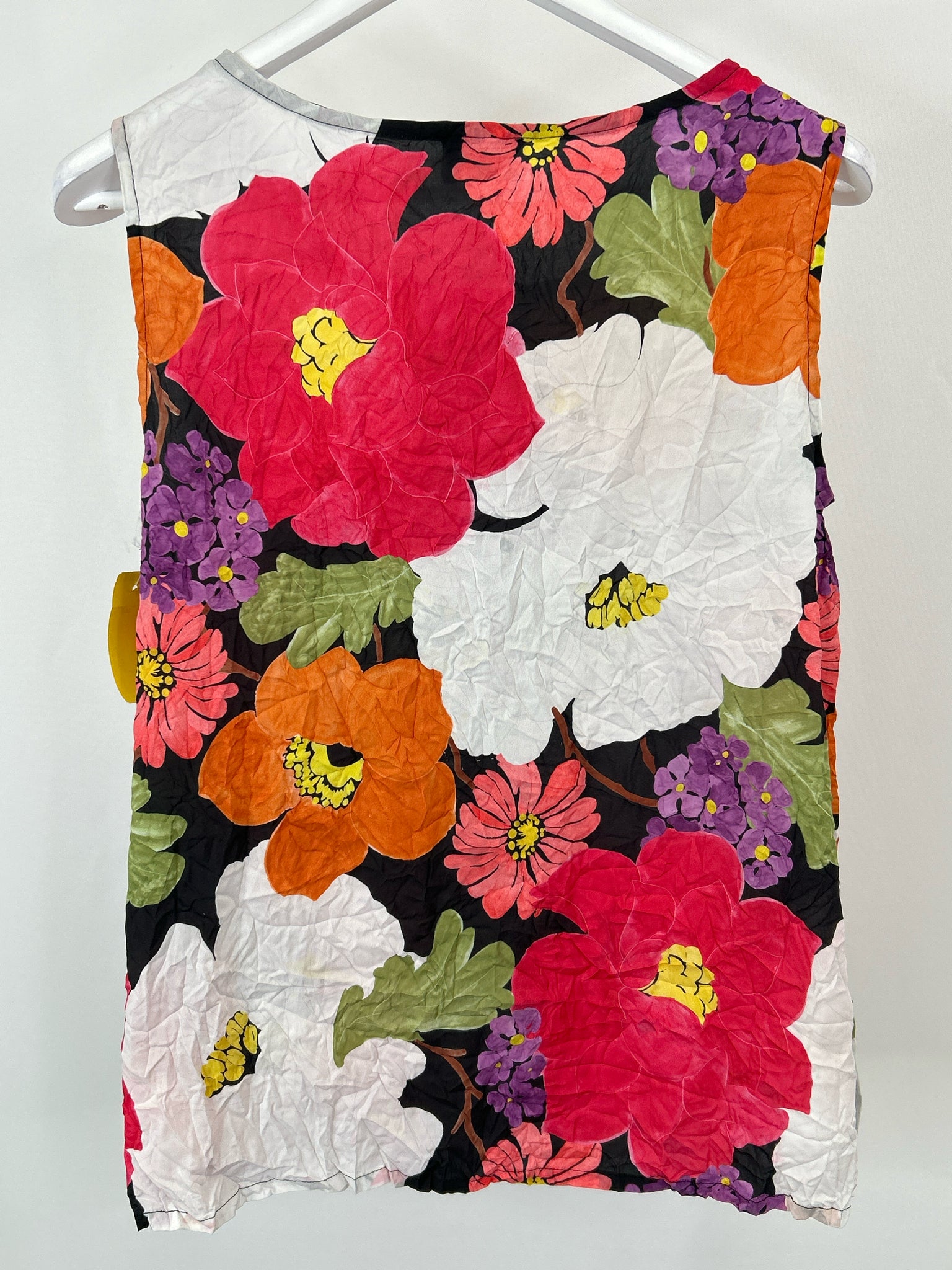 OLIVIA BY HABITAT CLOTHES Size S Black Floral Women Top