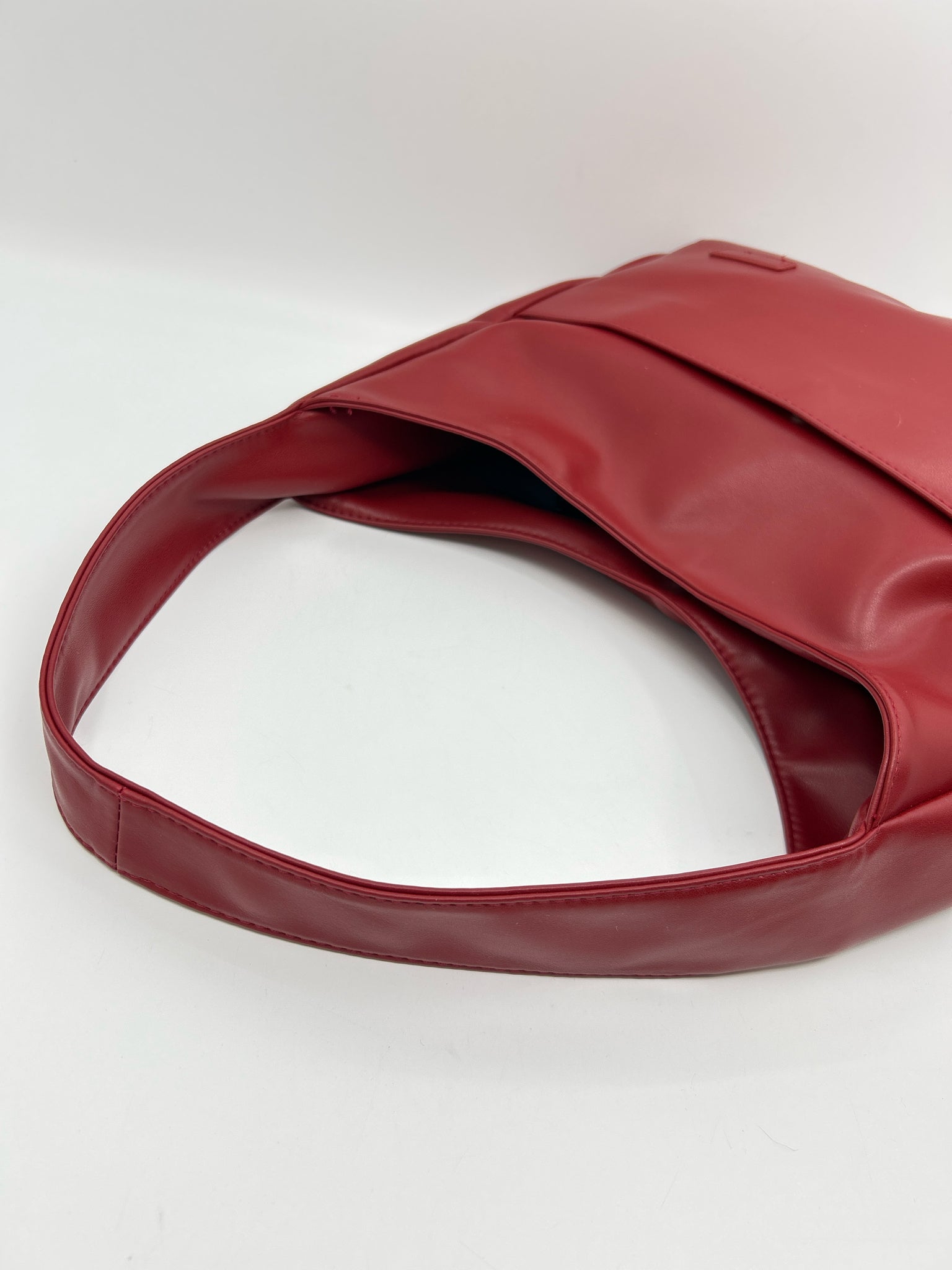 OOOMAY Red Women Purse