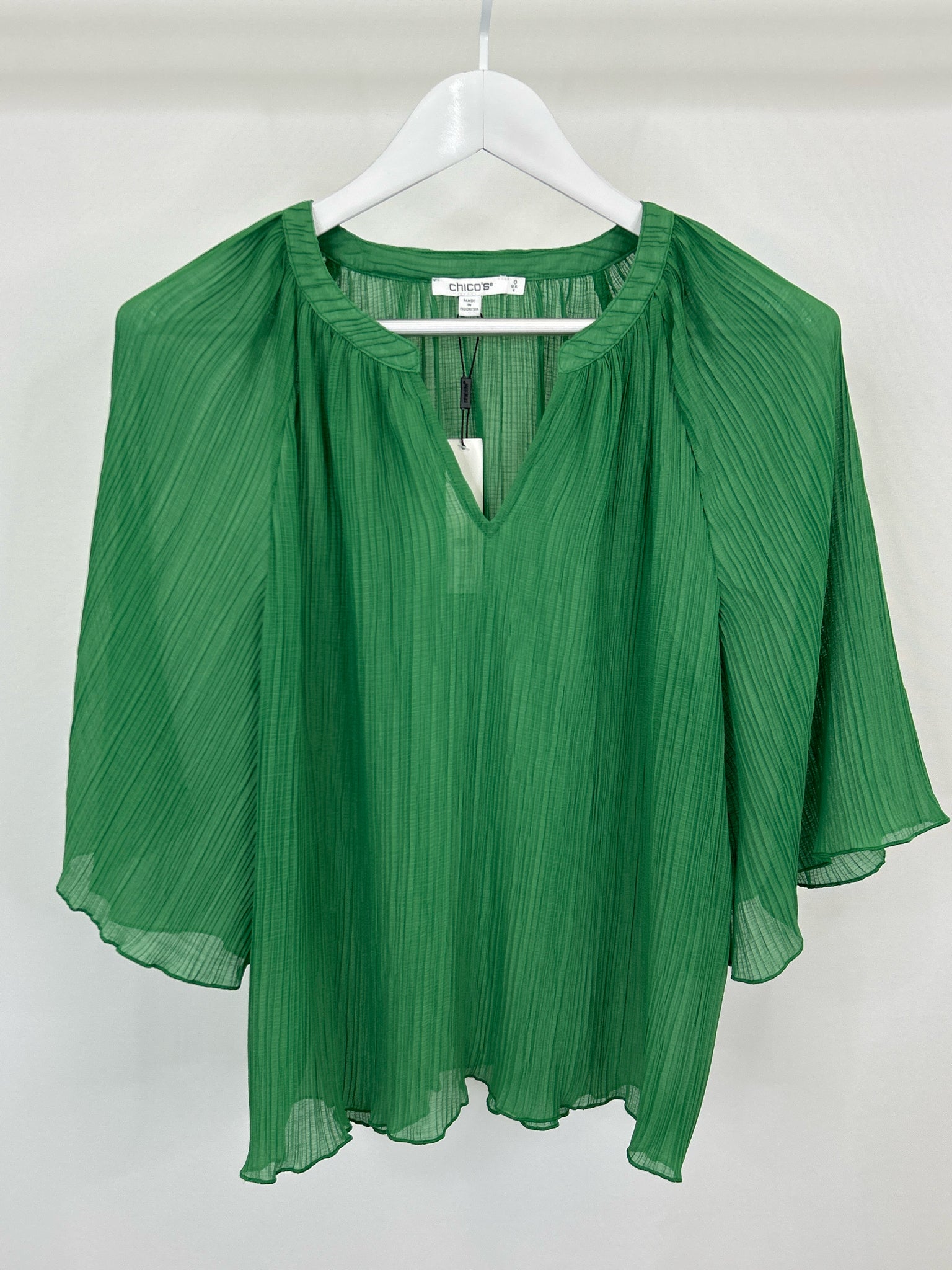 CHICO'S NWT Size S Kelly Green Women Top