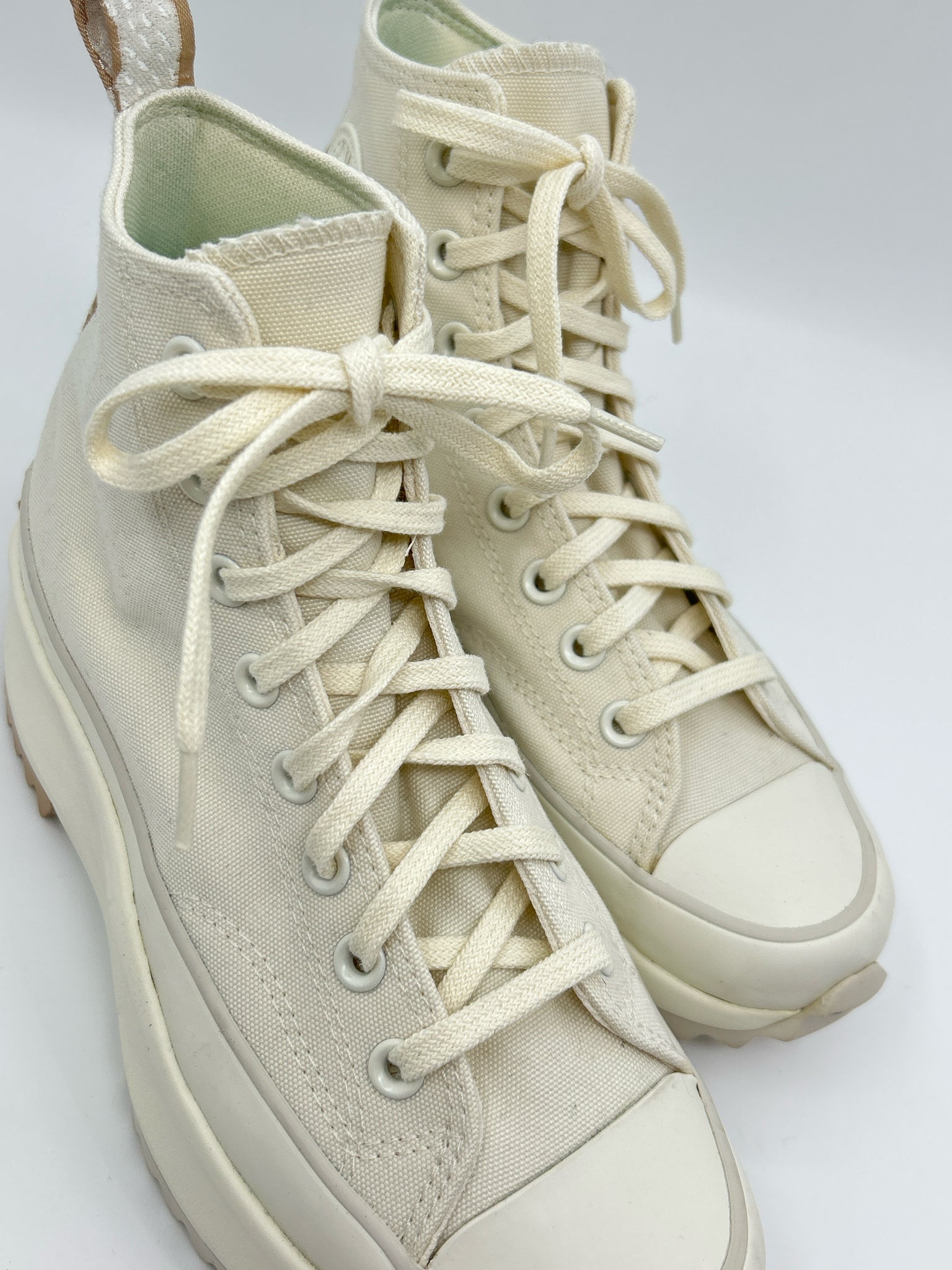CONVERSE Size 8.5 Ivory Women Sneakers