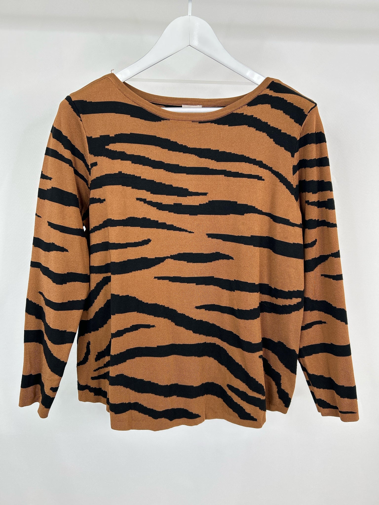 CHICO'S NWT Size XLP Brown and Black Women Sweater