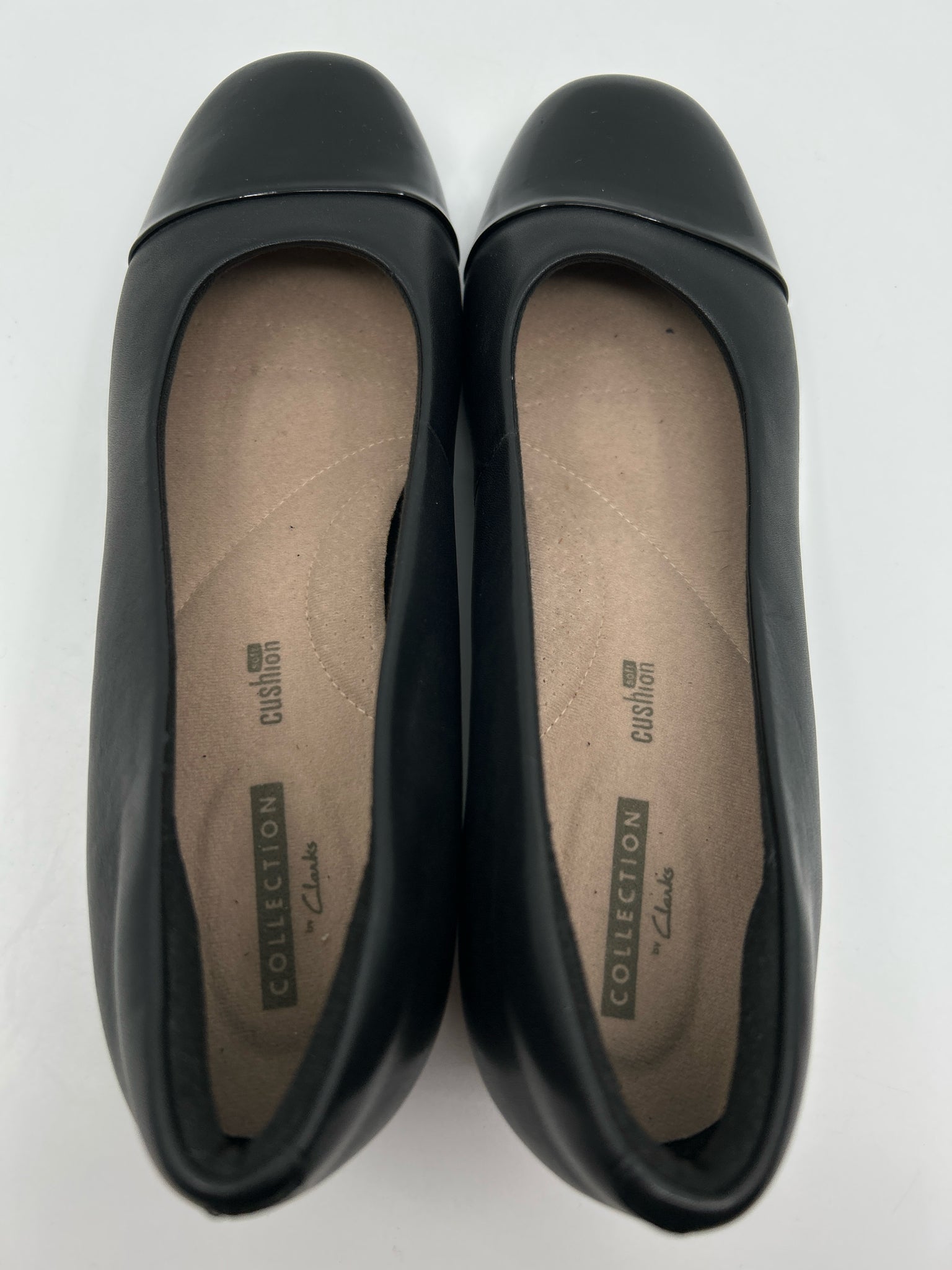 CLARKS COLLECTION Size 9M Black Women Pumps