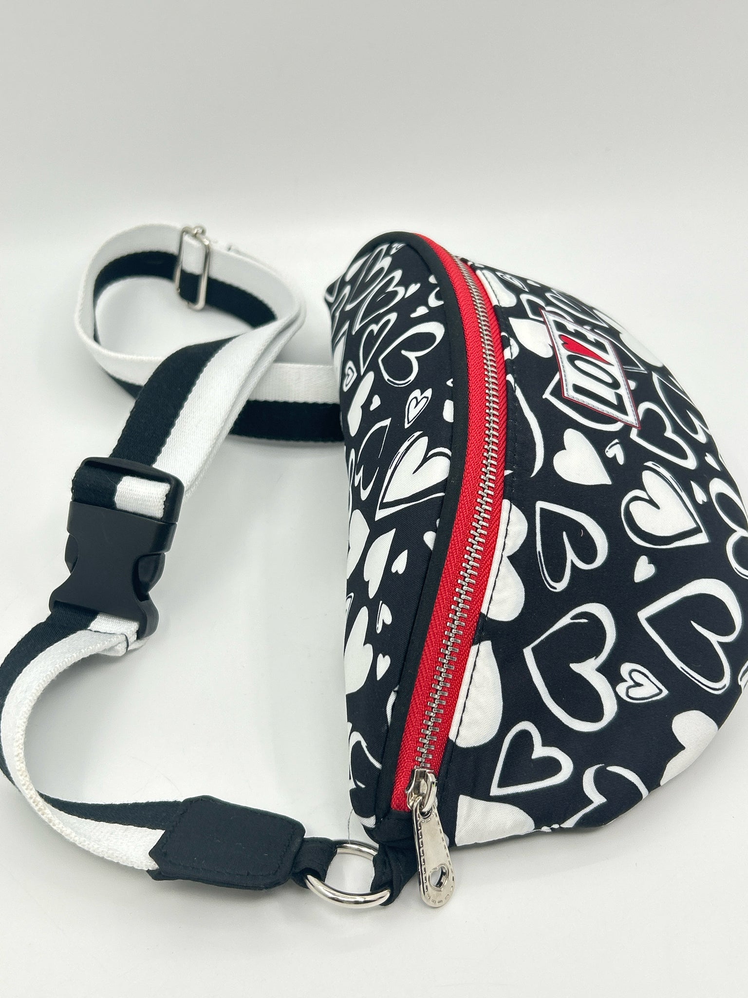 BRIGHTON Black and White Women Purse