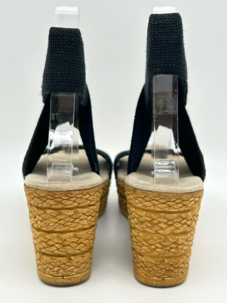 CHARLESTON SHOE COMPANY Size 7 Black Women's Sandal