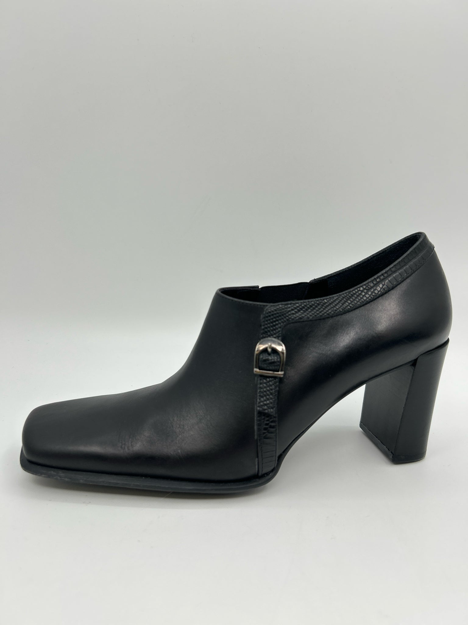 VIA SPIGA Size 6.5M Black Women Booties