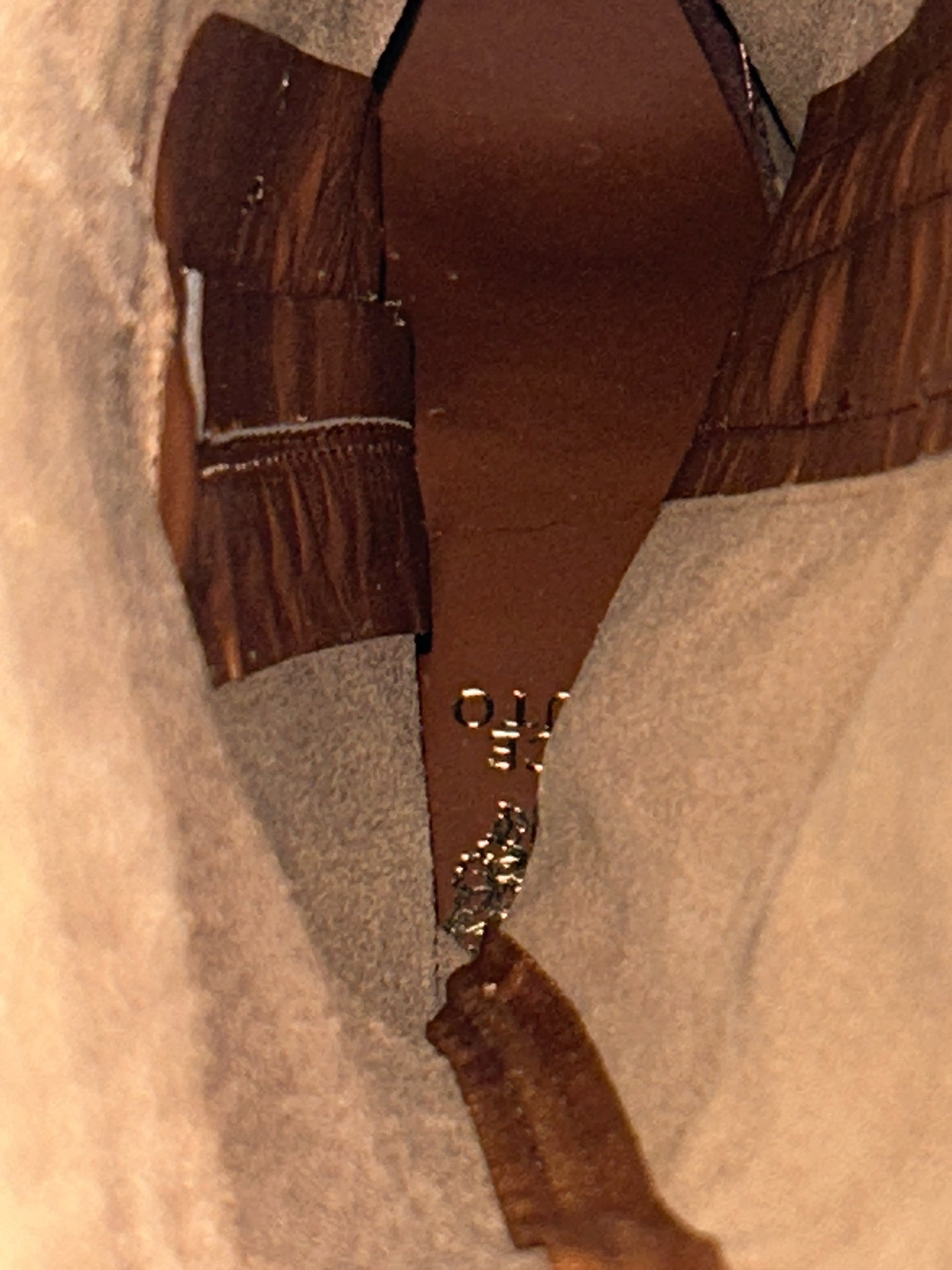 VINCE CAMUTO NWOB Size 9.5M COGNAC Women Boots