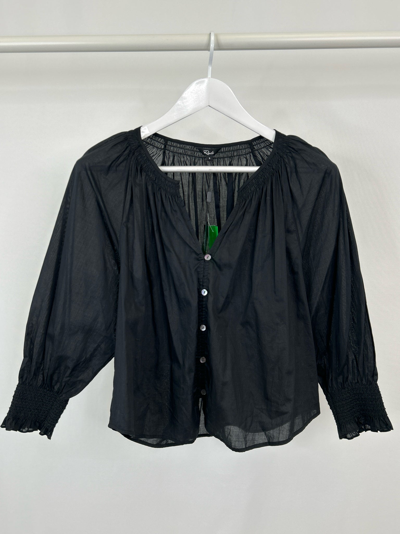 RAILS Size S Black Women Top