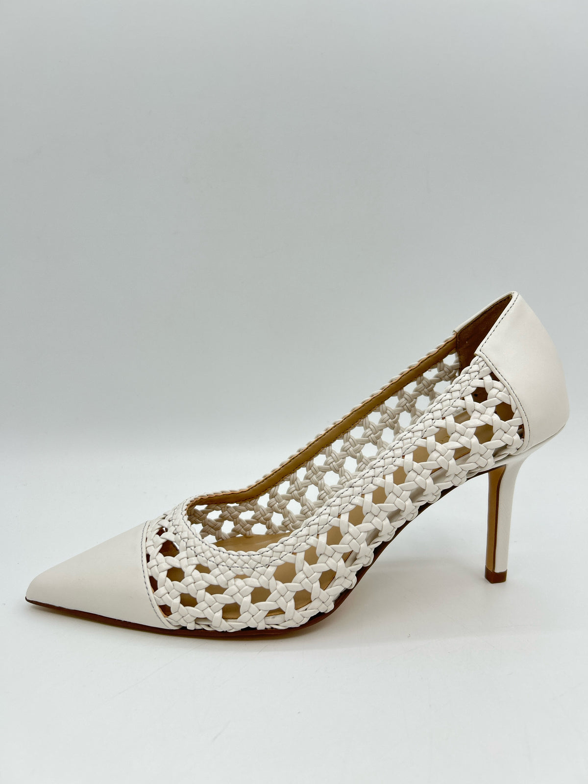 ANN TAYLOR Size 6.5 White Women Pumps