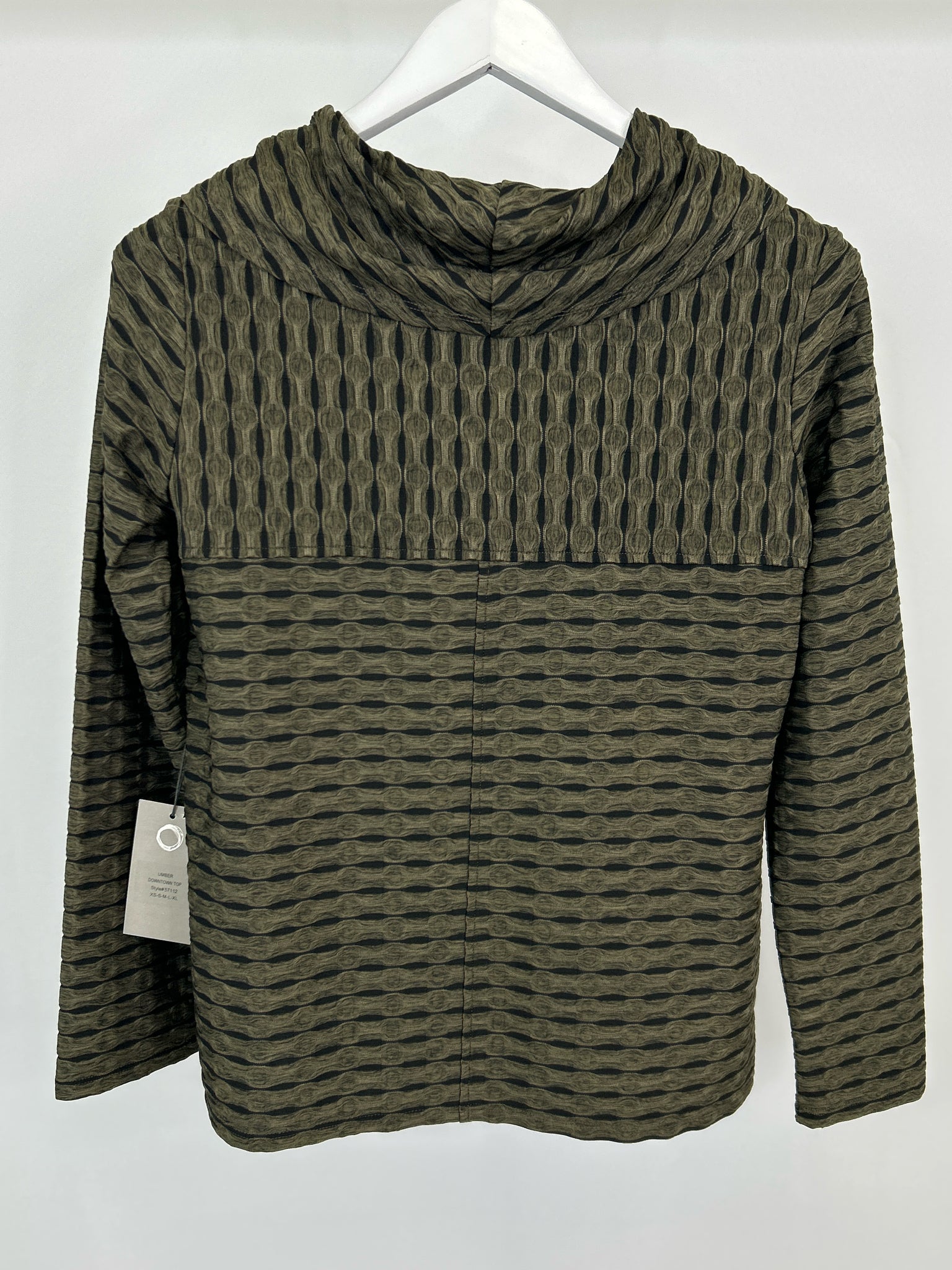 HABITAT Size S Brown and Black Women Top NWT