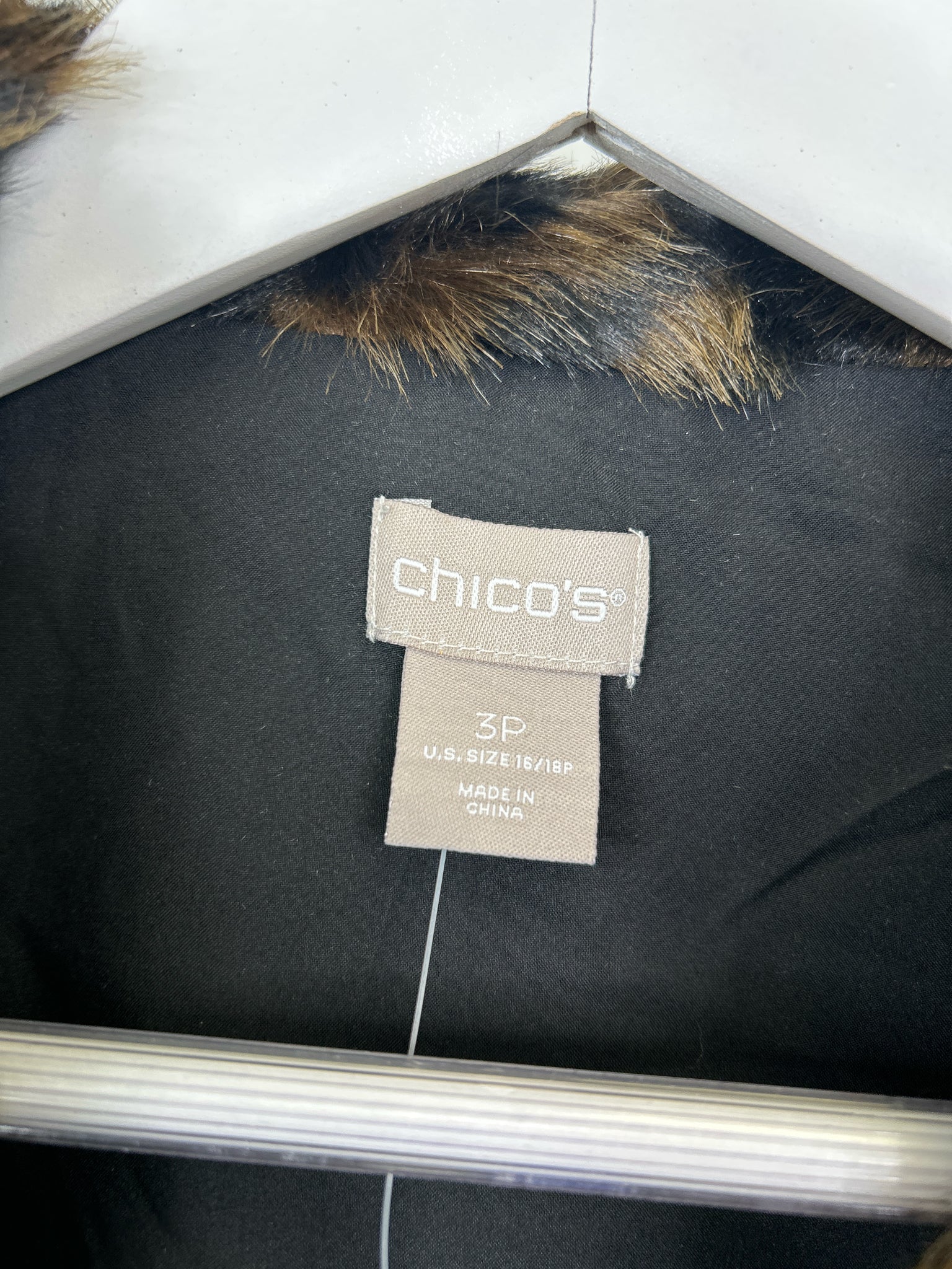 CHICO'S NWT Size 16/18P Brown and Black Women Vest