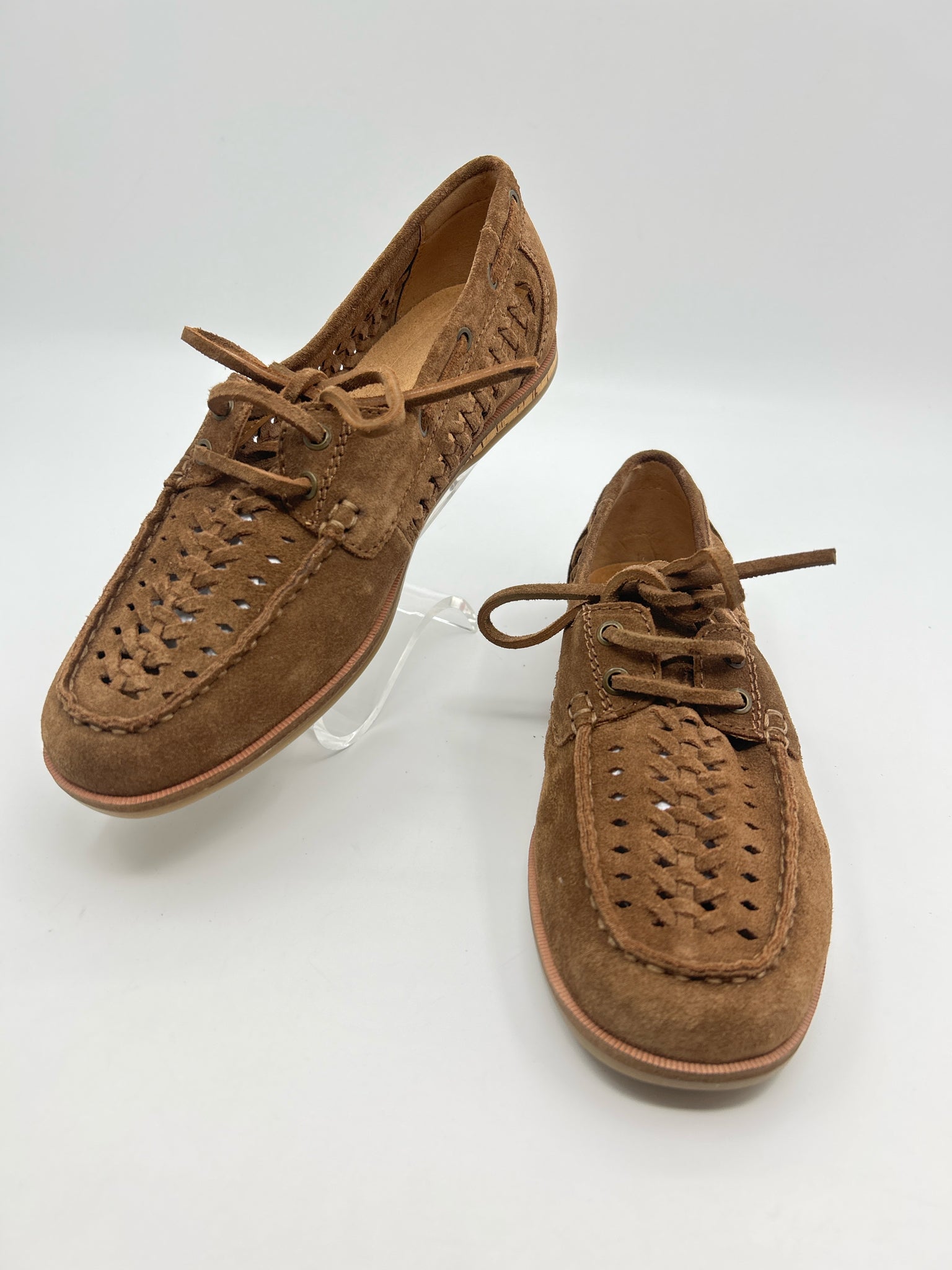 EARTH Size 8.5M Brown Women Loafer