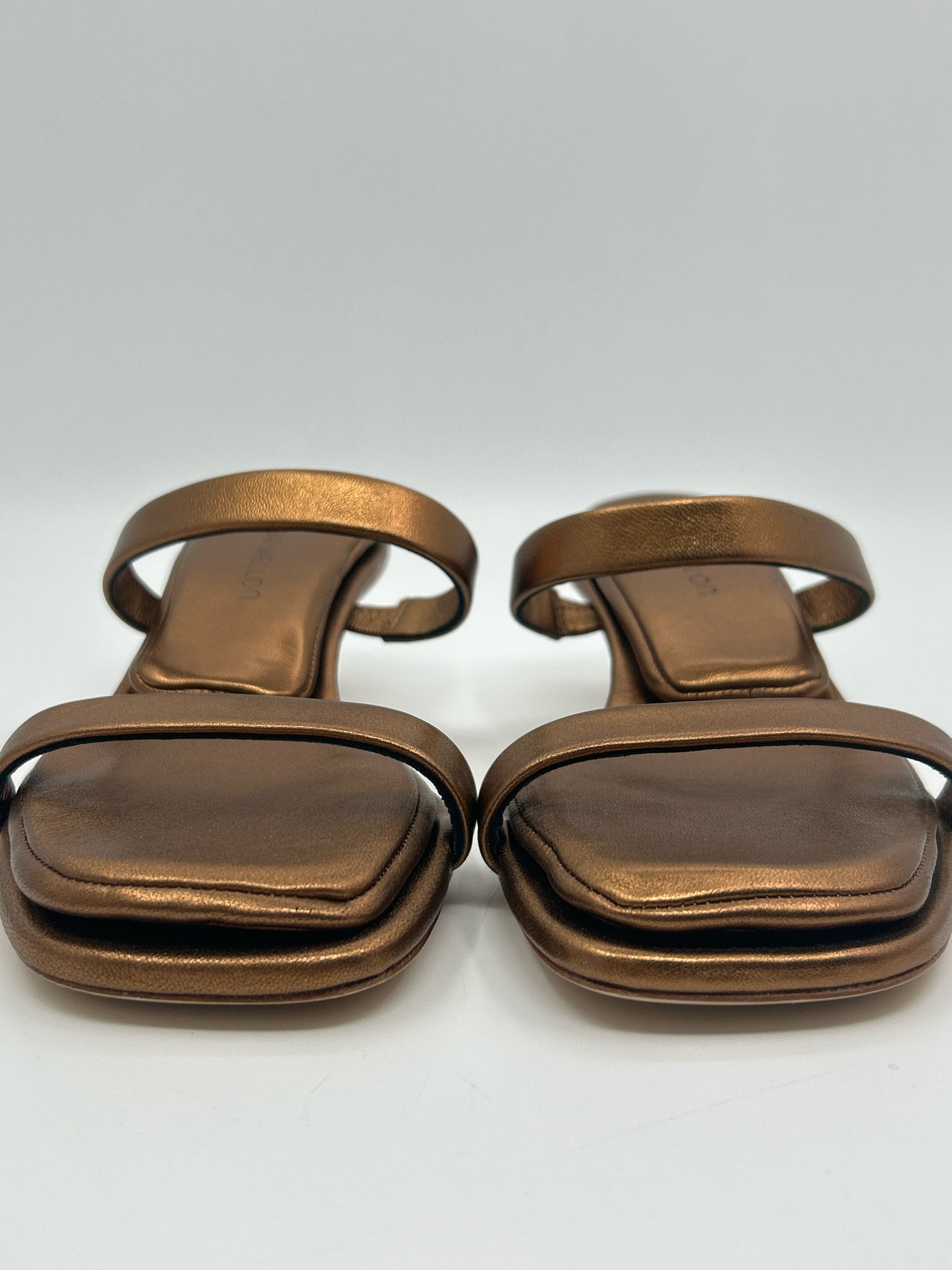 TAMARA MELLON NWOB Size 6.5 BRONZE Women Sandal
