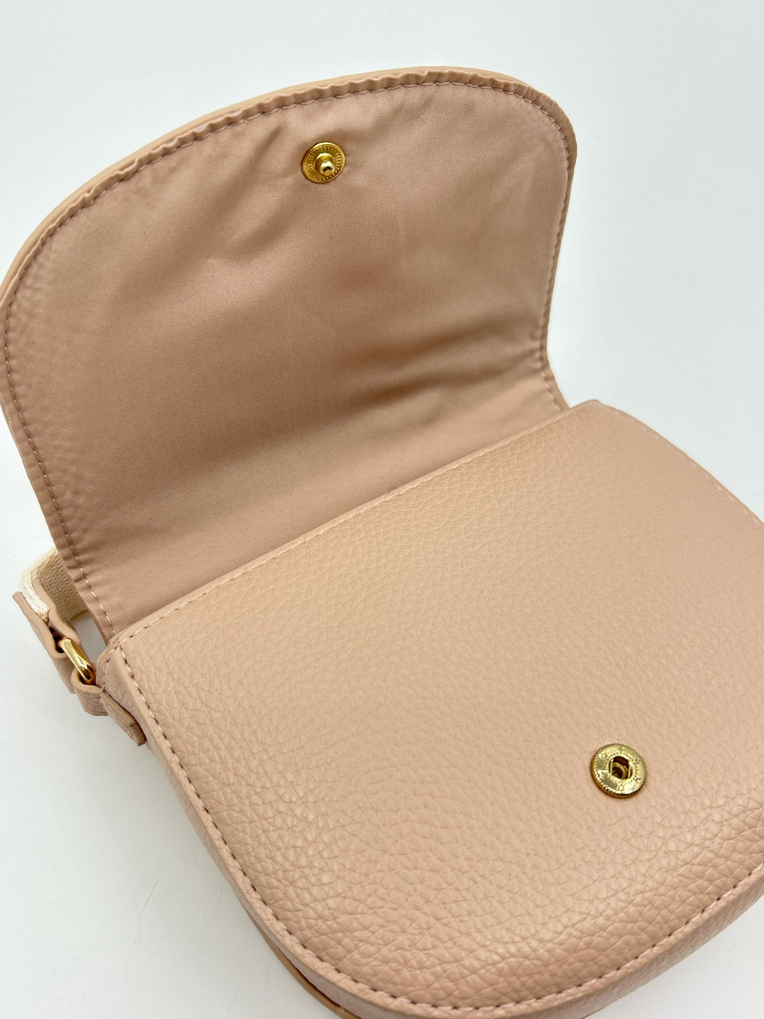 Chloe Parfum Blush Pink Women Wristlet