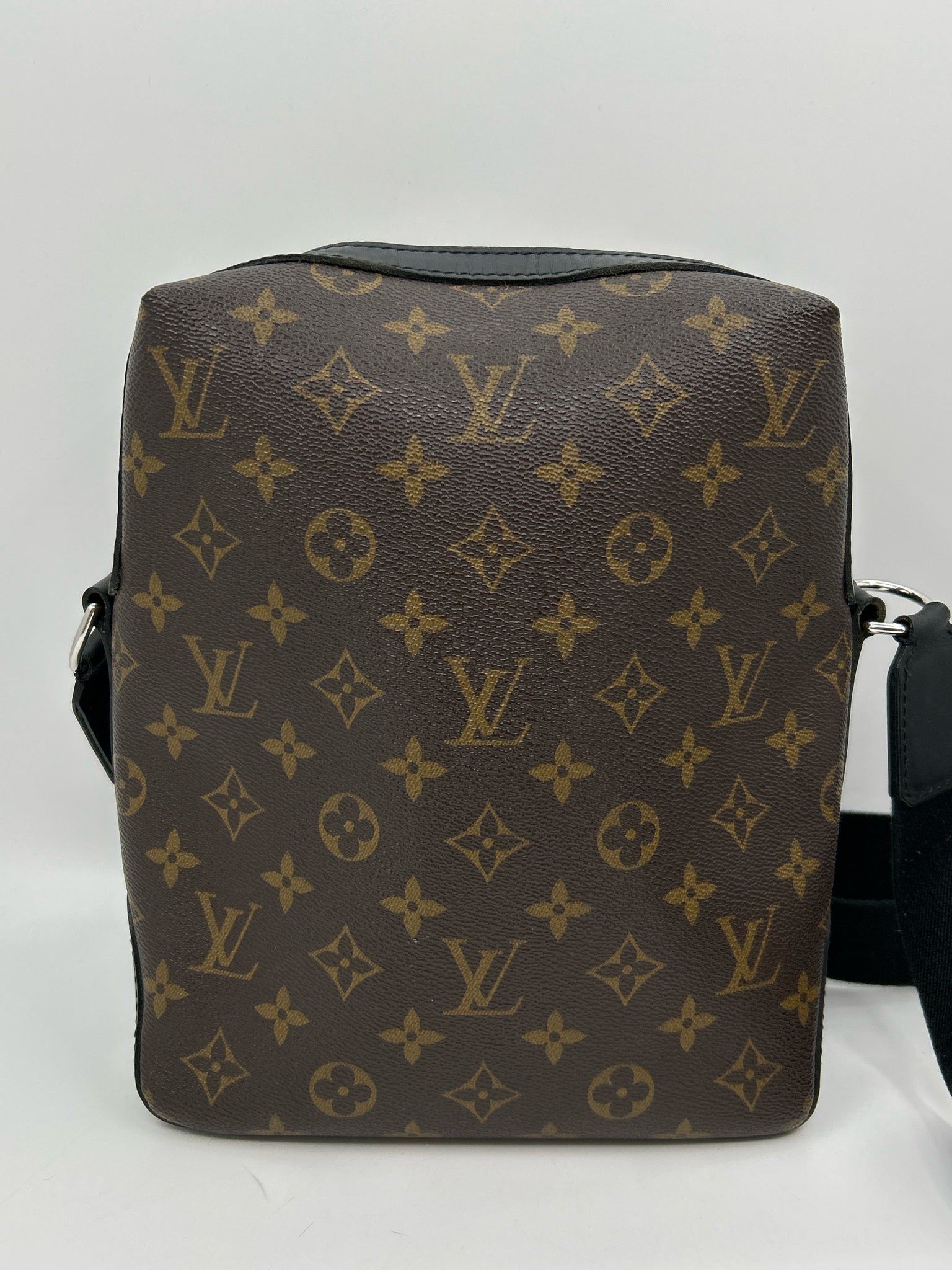 LOUIS VUITTON BROWN MONOGRAM Women Purse