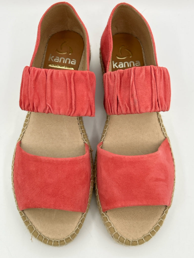 KANNA Size 38 salmon Sandal