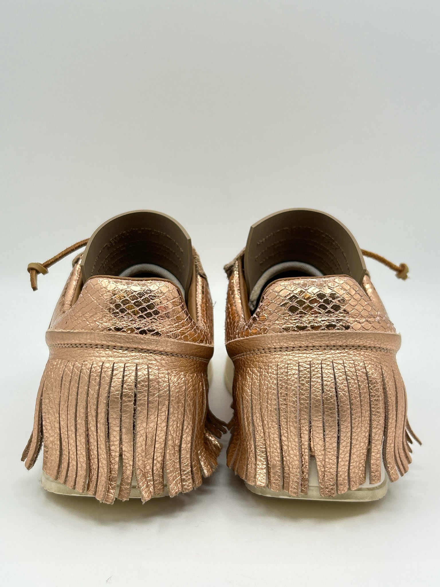 ESSEUTESSE Size 37 ROSE GOLD Women Sneakers