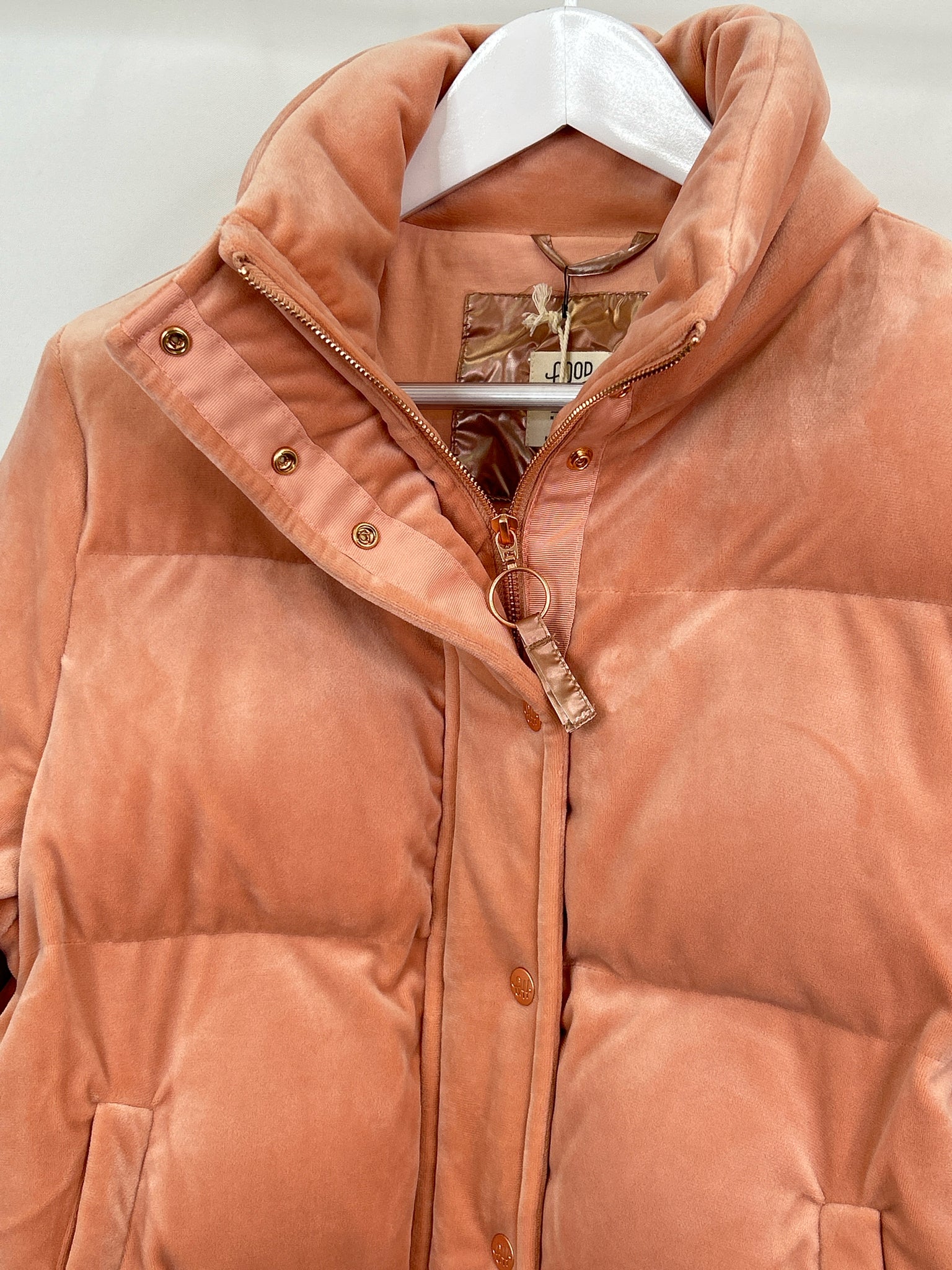 Good Hart Size L Peach Women Coat NWT