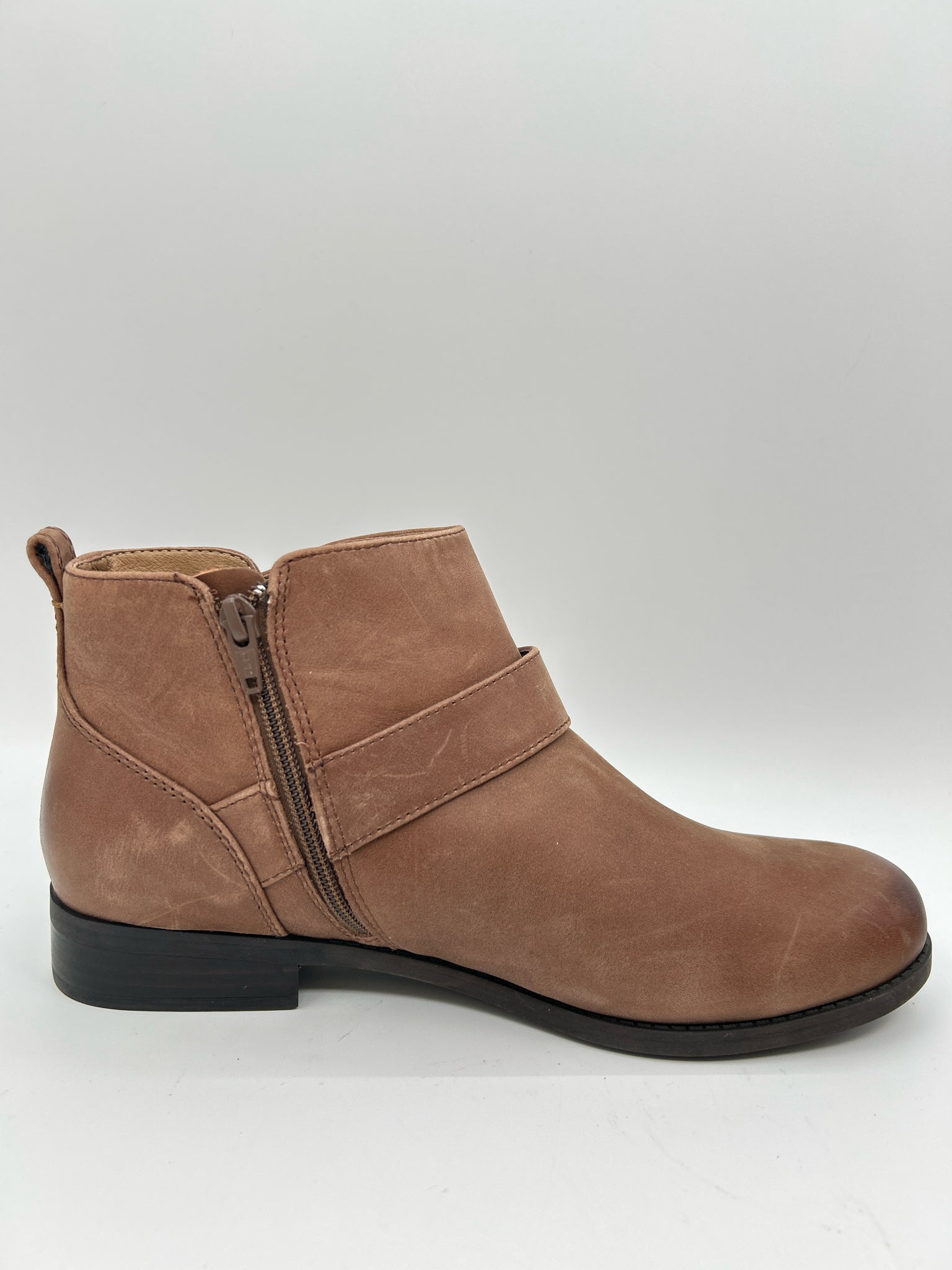 VIONIC Size 11 Brown Women Booties