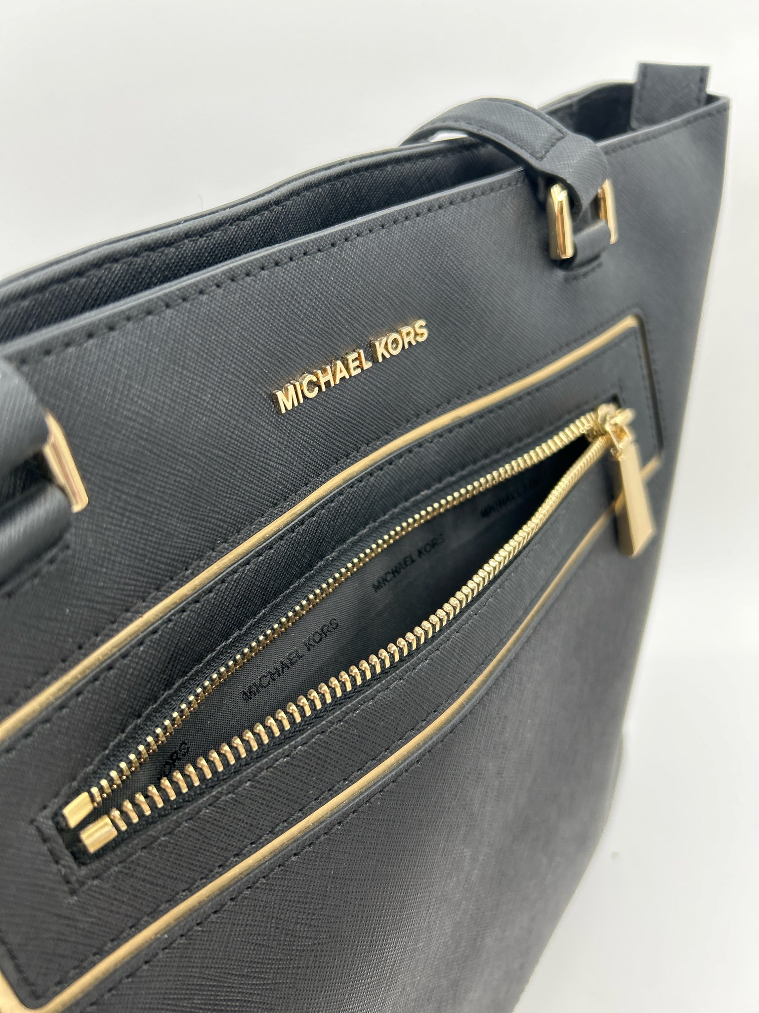 MICHAEL KORS Black Women Tote