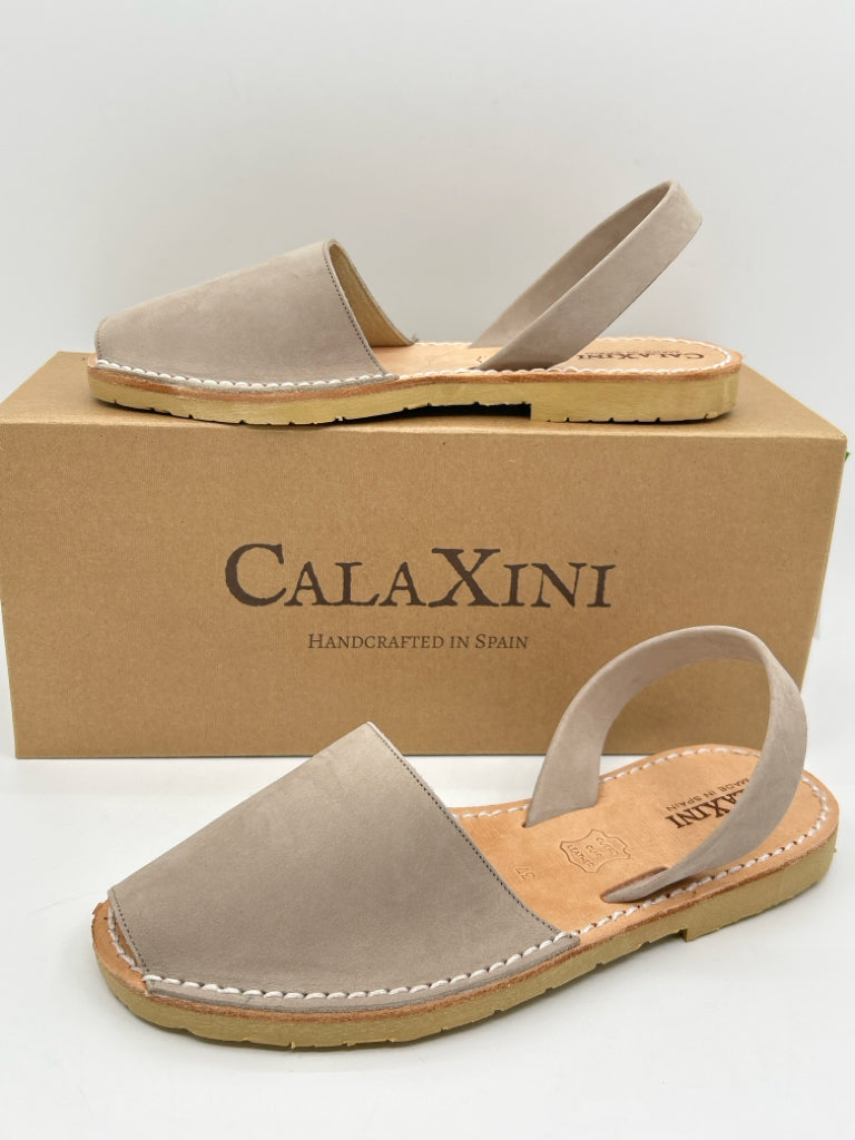 Calaxini Size 37 Grey Sandal