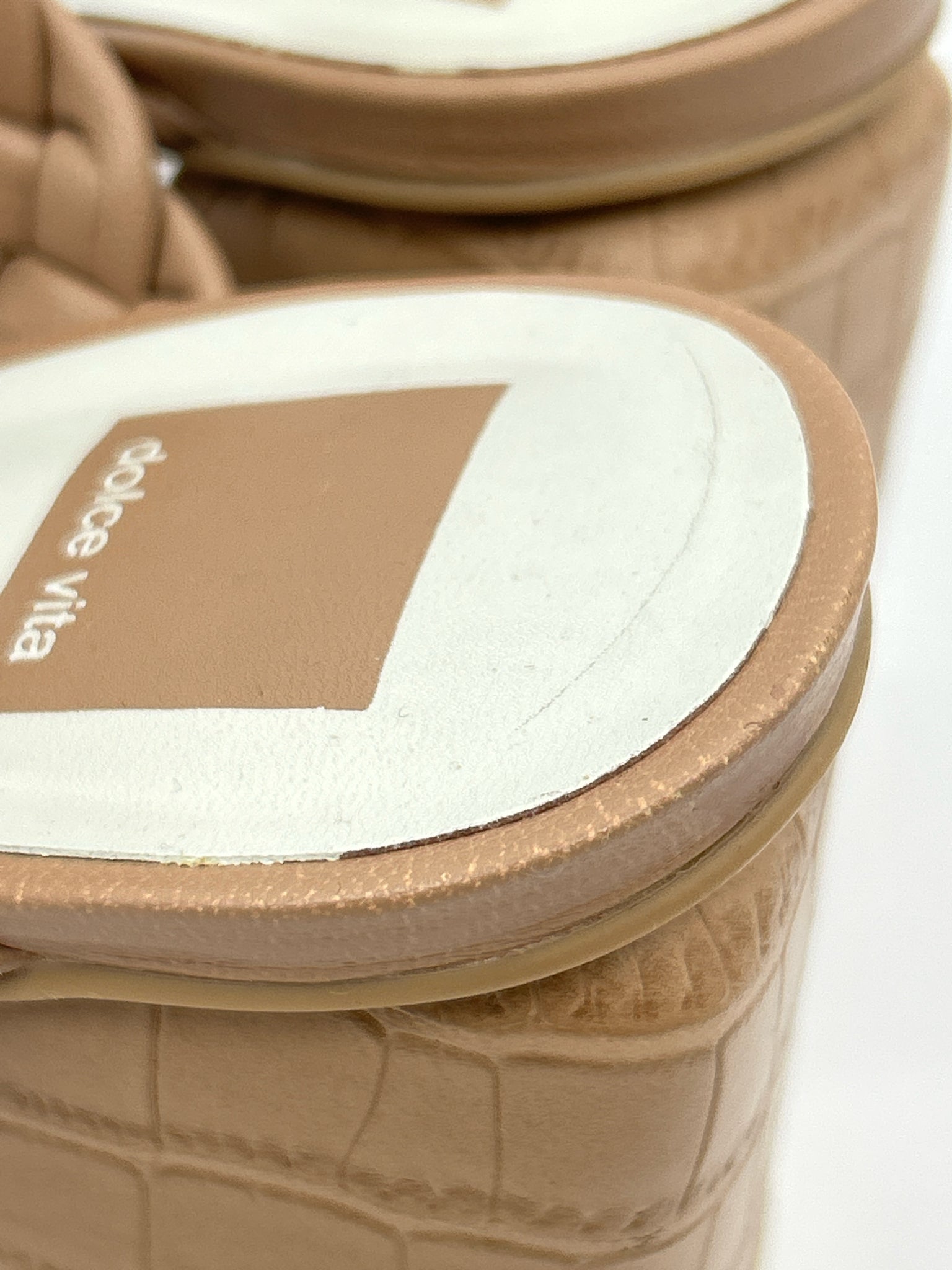 DOLCE VITA Size 7 Camel Women Pumps