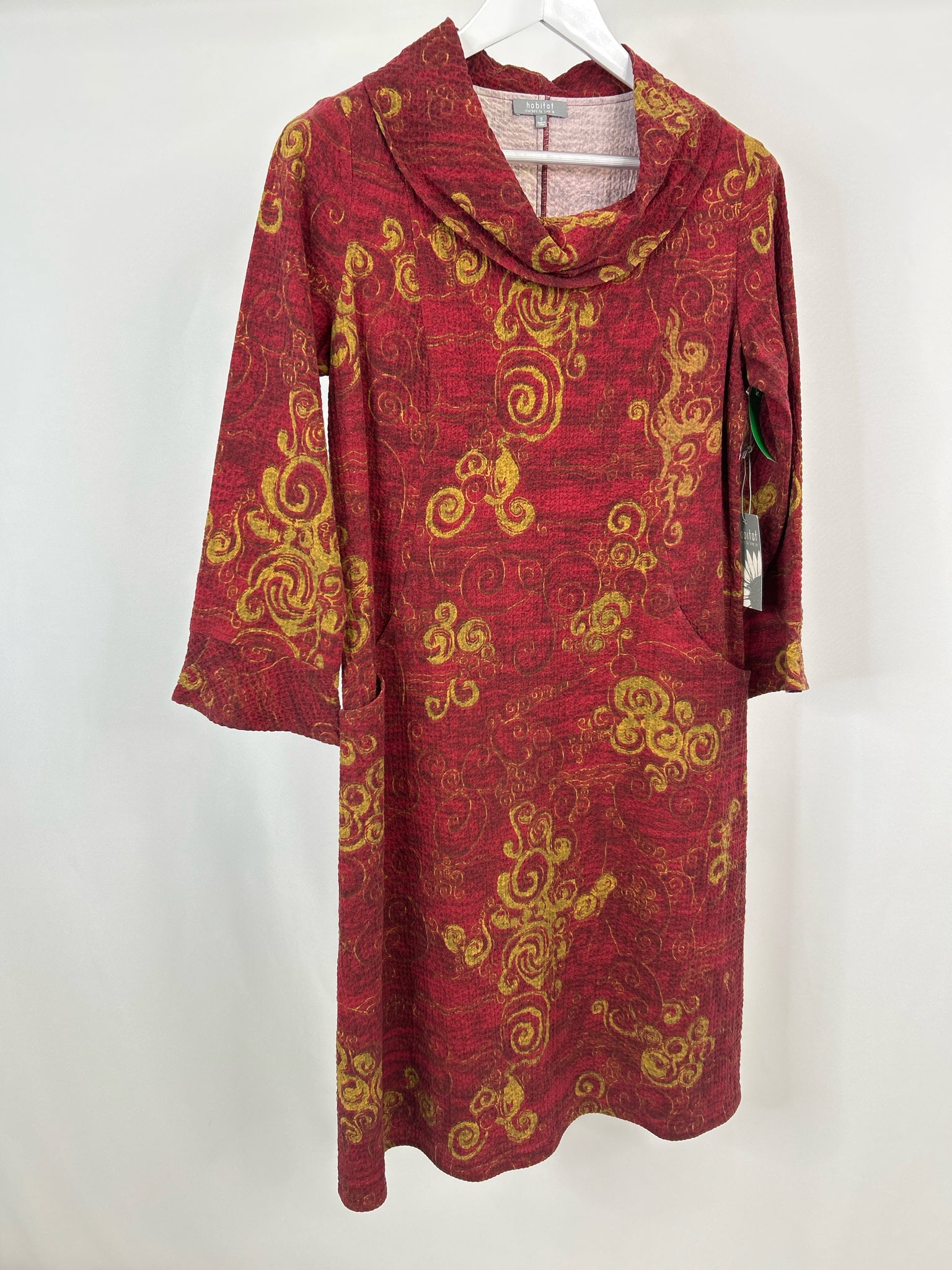 HABITAT Size S Wine and Gold Women Dress