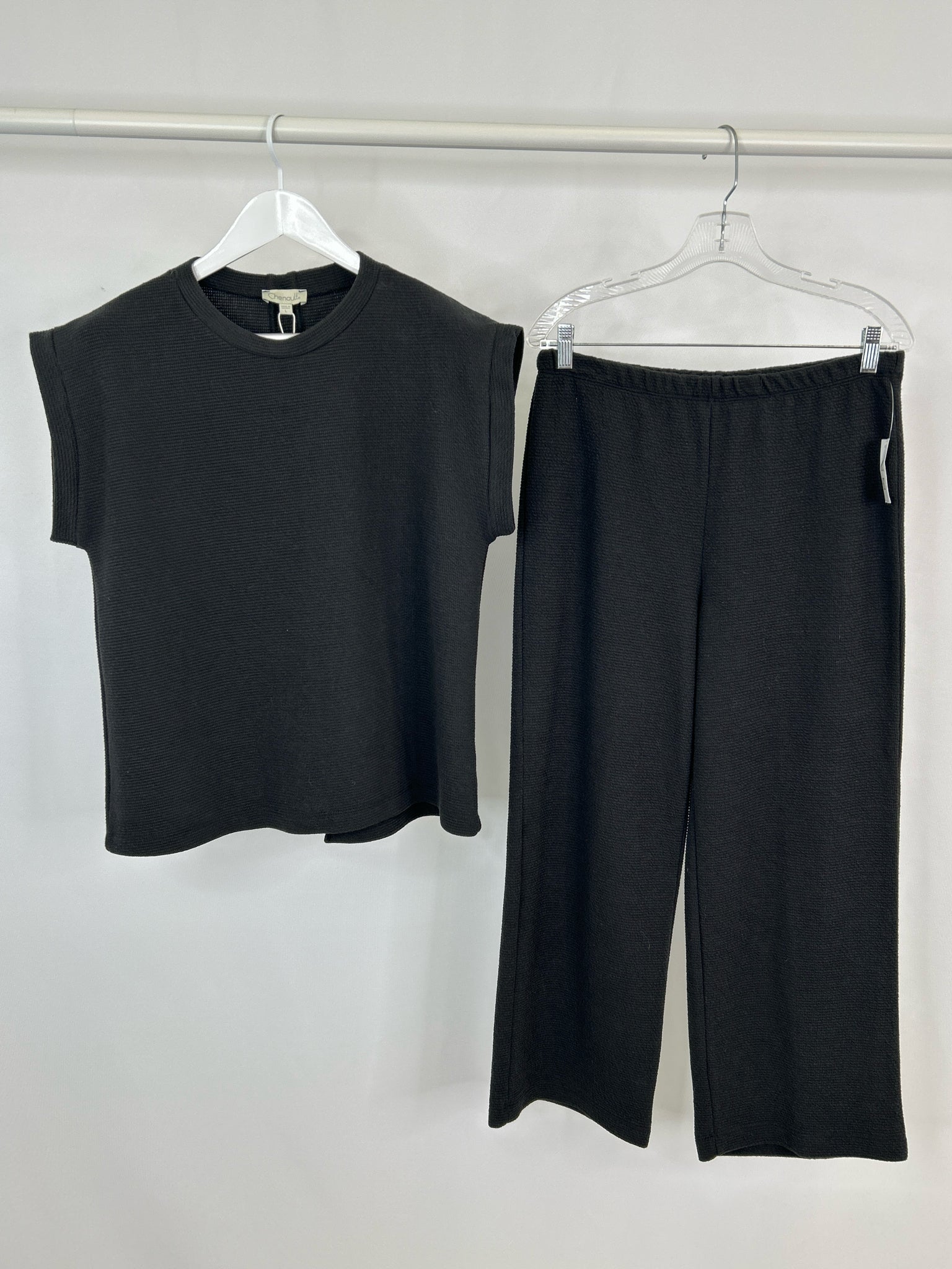 CHENAULT Size L Black Women 2-Piece w/pants