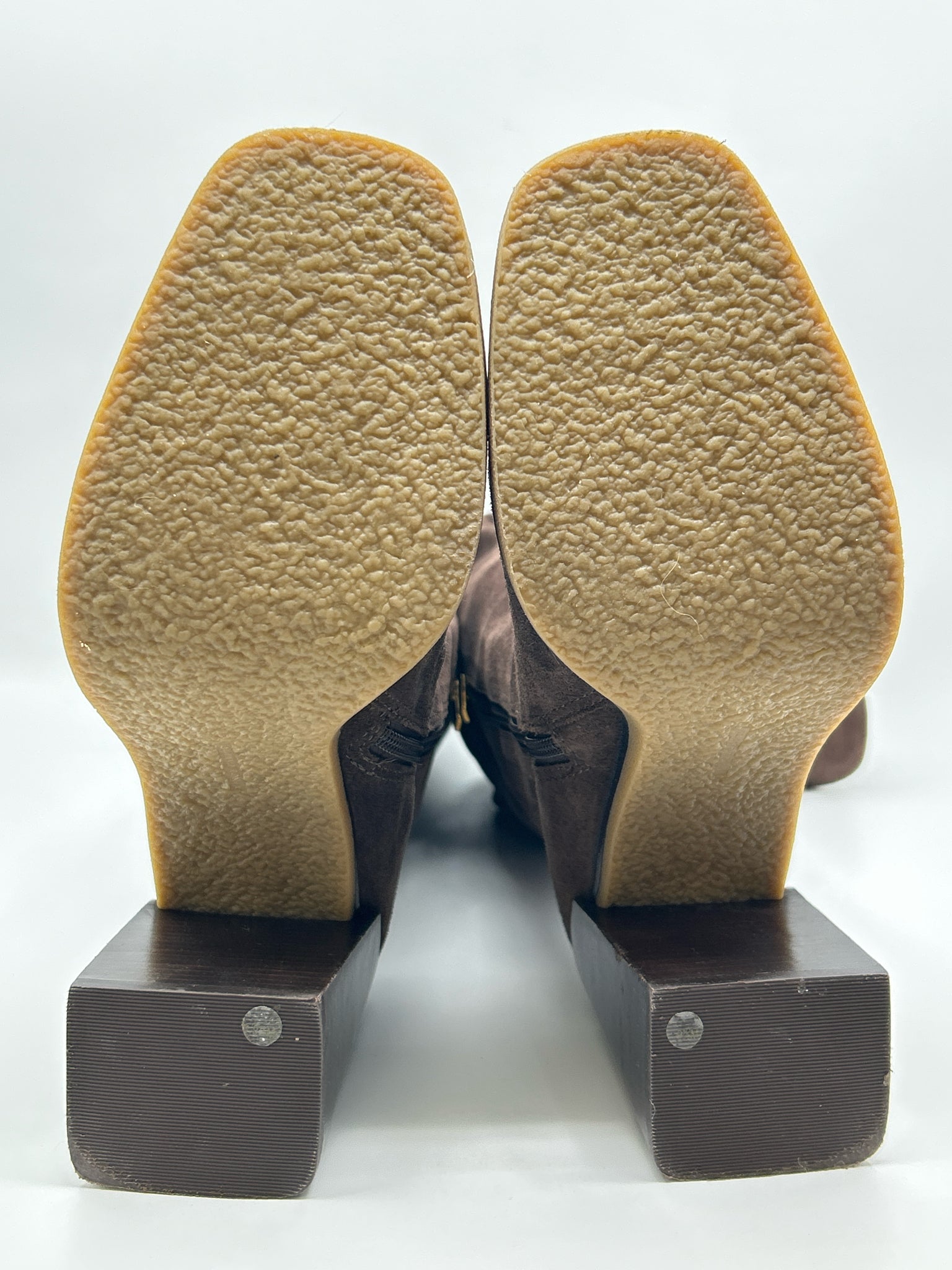 VINCE CAMUTO Size 9.5M Brown Women Boots