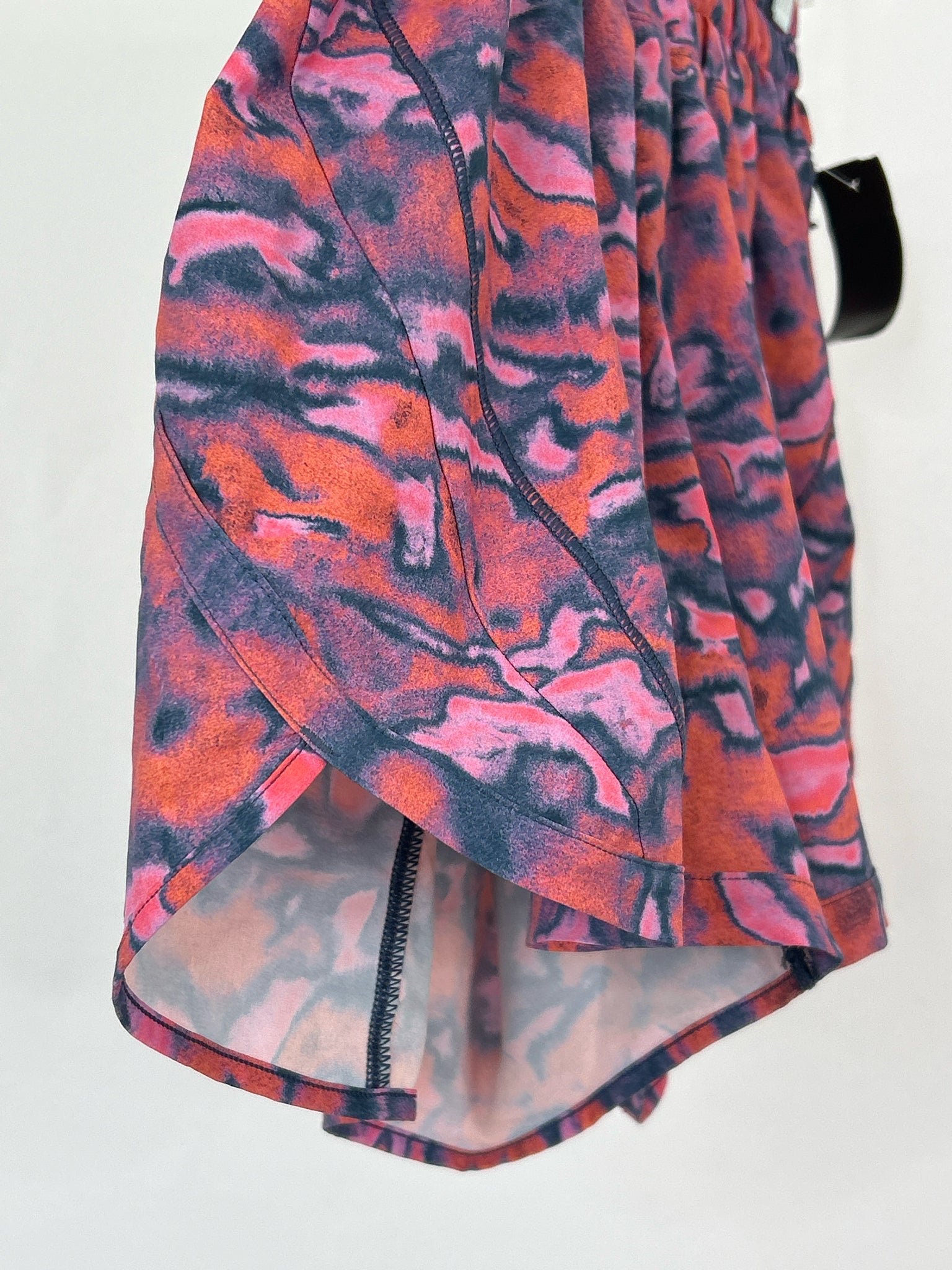 LULULEMON Size 4 ORANGE AND PINK Women Workout