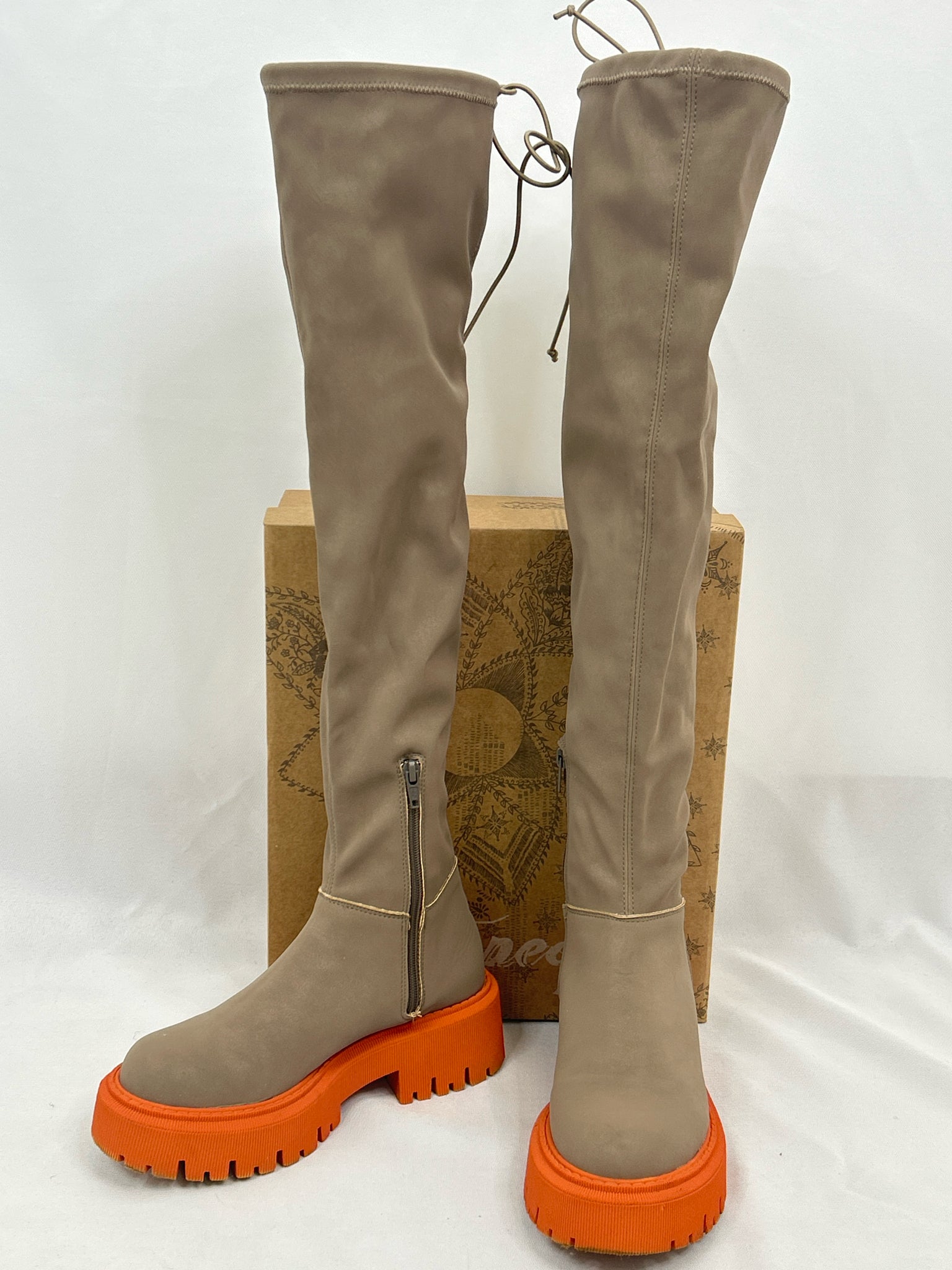 FREE PEOPLE Size 36 Taupe Women Boots