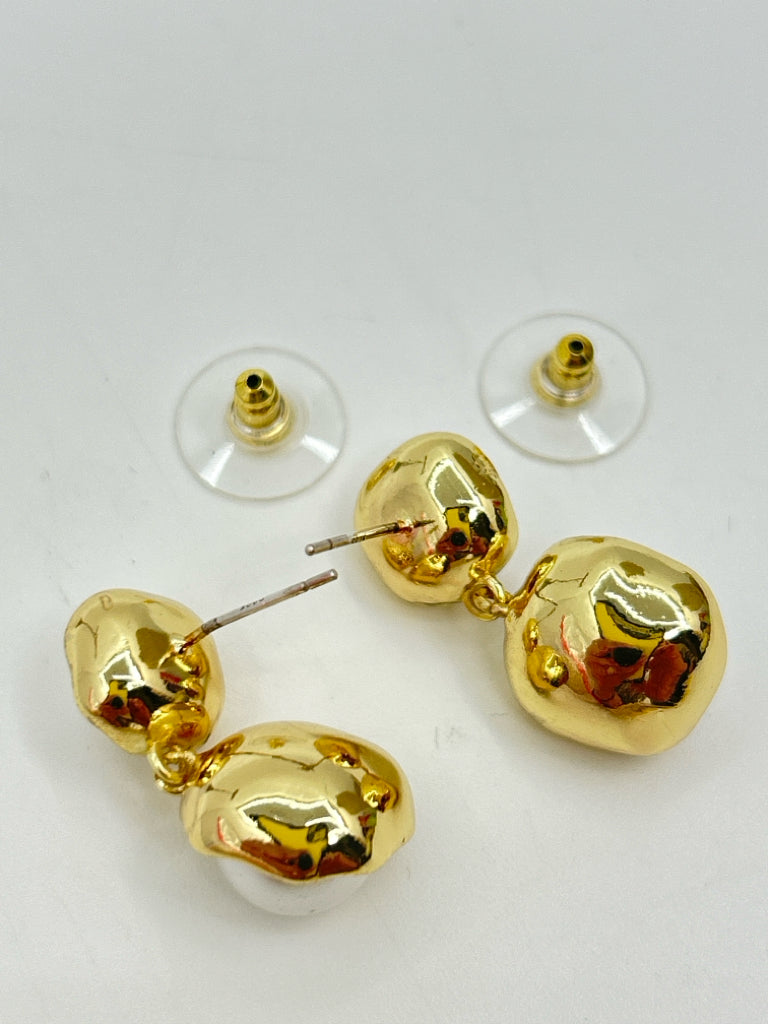 EYE CANDY Women Gold Earrings