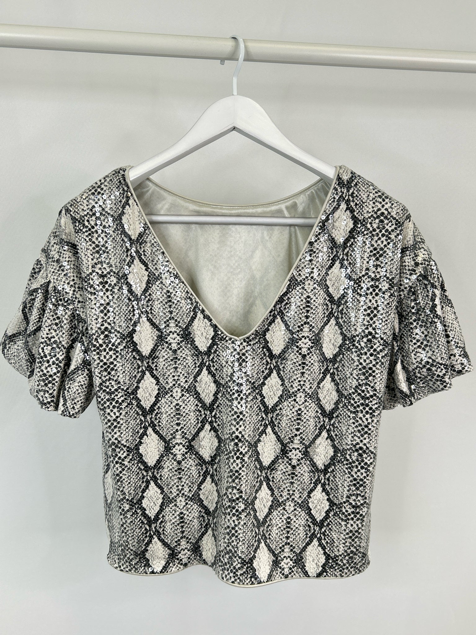 FATE Size S White & Black Women Top