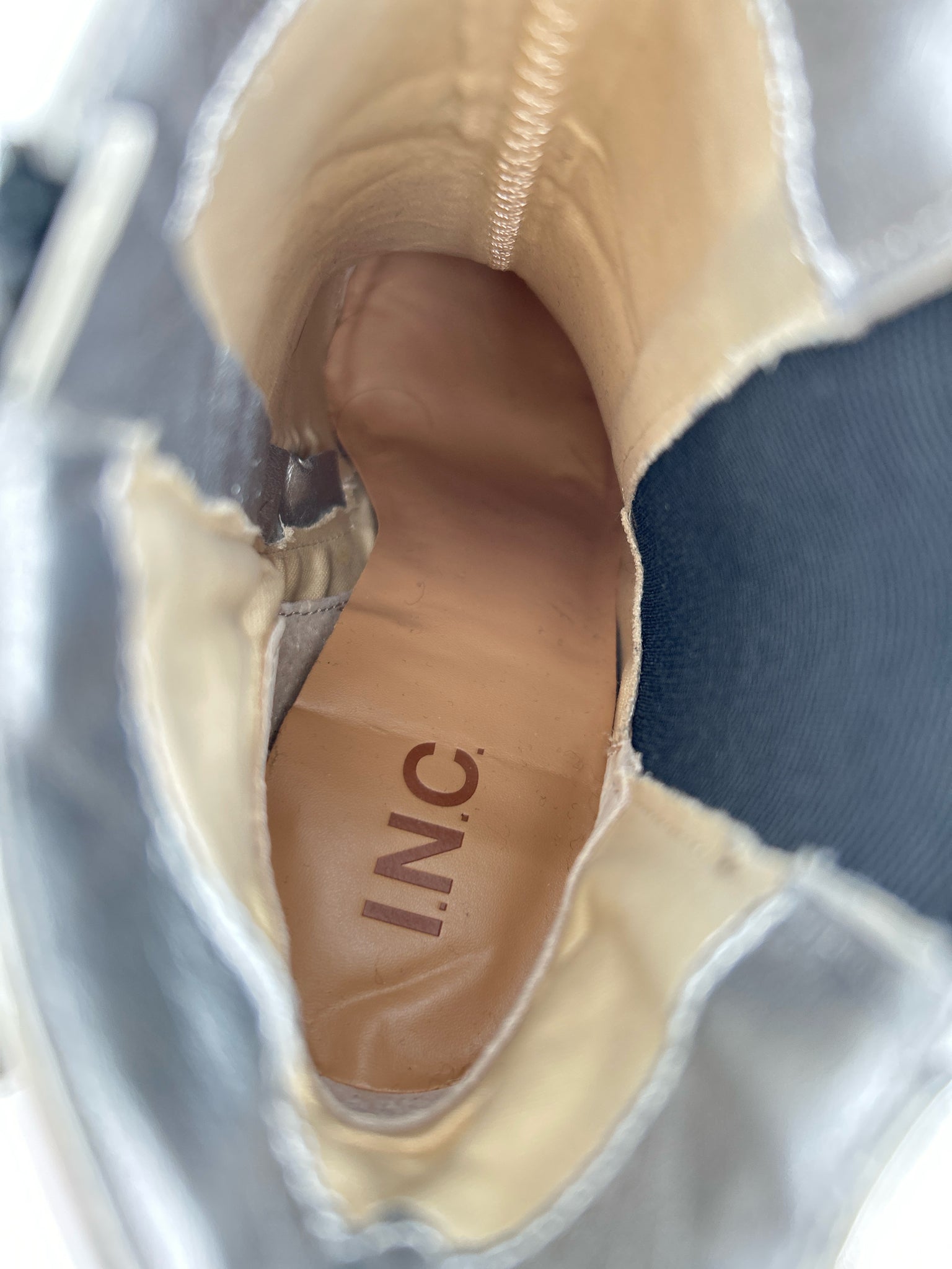 INC Size 8M Silver Women Booties
