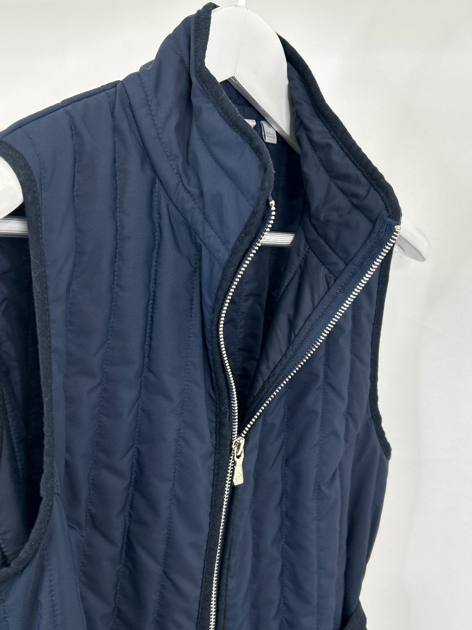 PETER MILLAR Size M Navy Women Vest