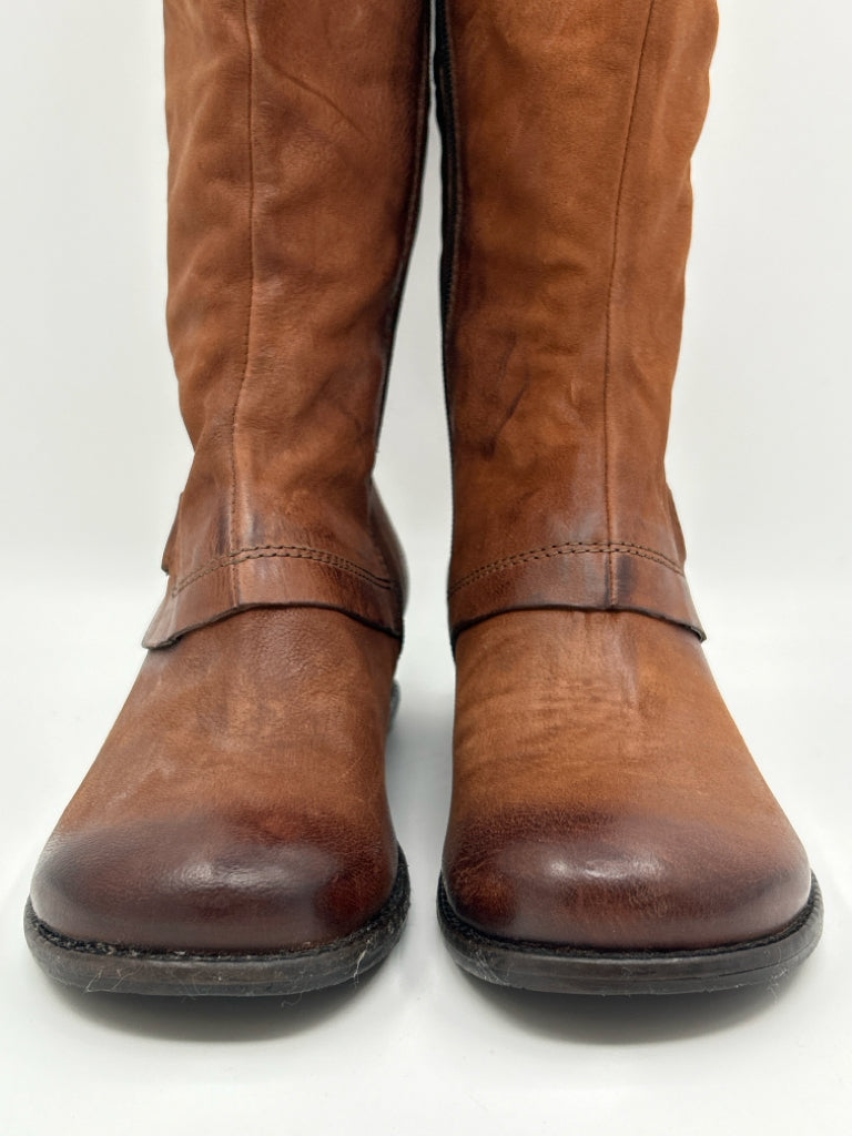 MIZ MOOZ Women Size 7 Brown Boots