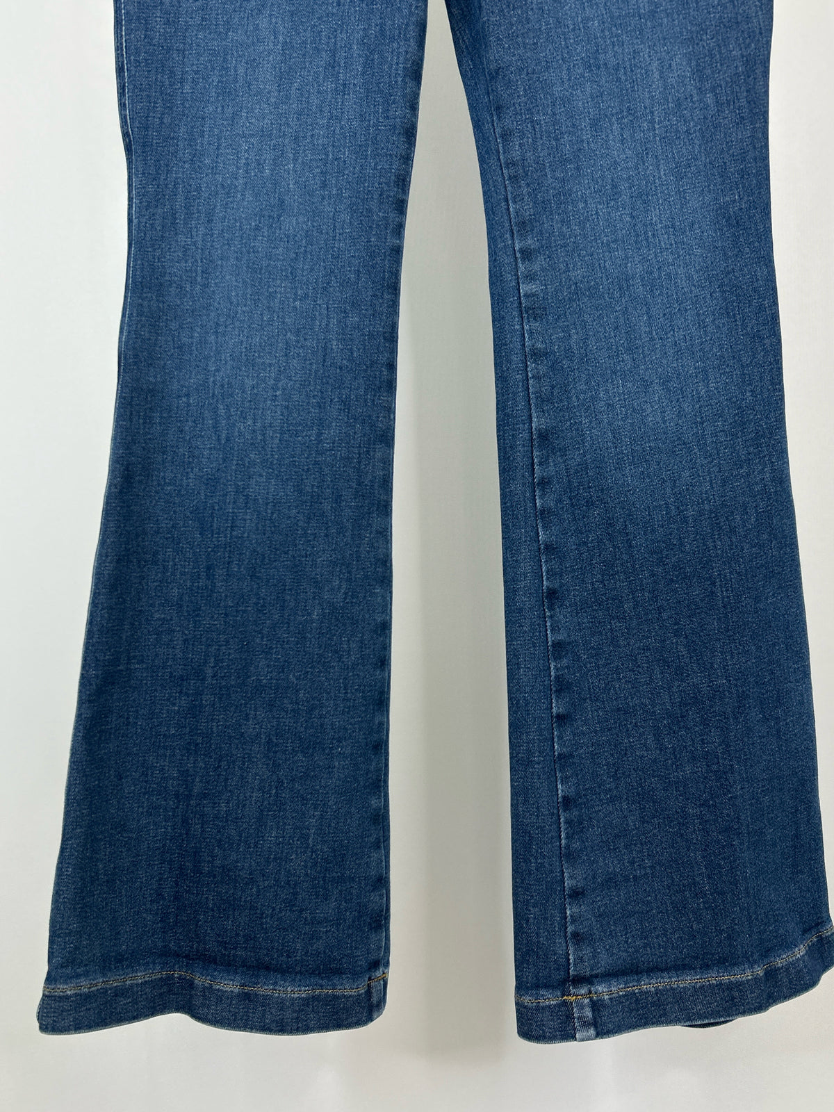 SPANX Size M BLUE DENIM Women jeans