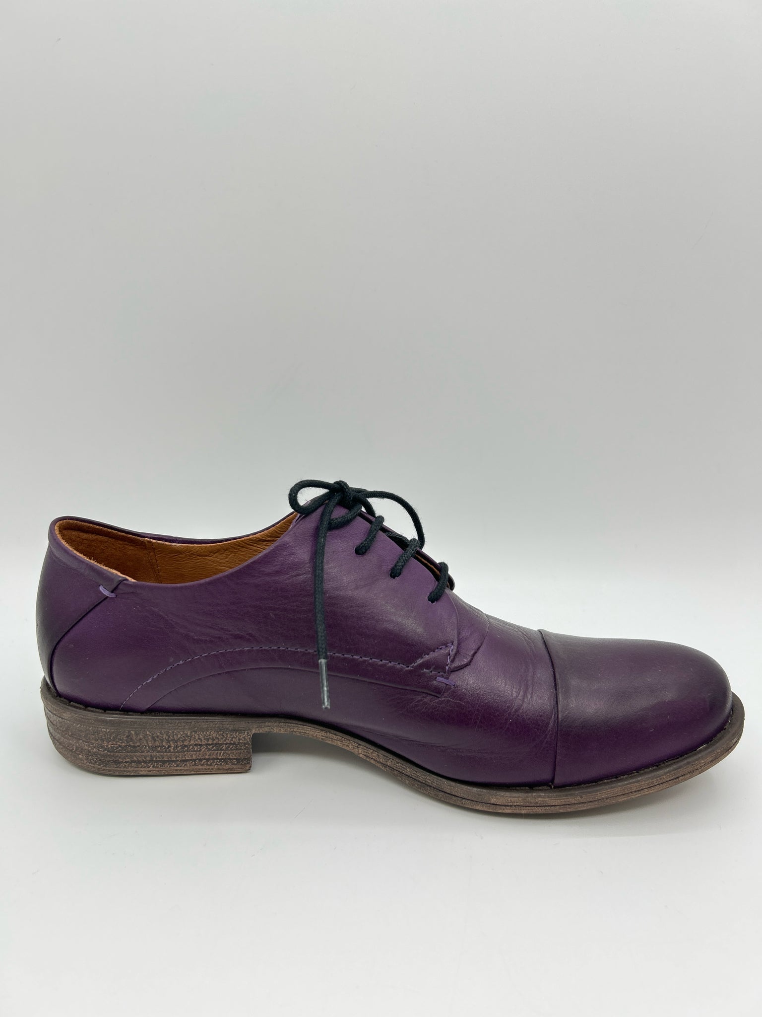 MIZ MOOZ Size 11 Purple Women Loafer