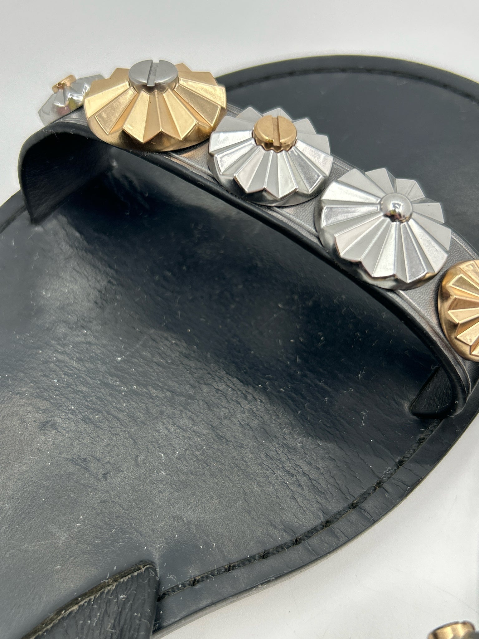 Coach Size 7B Silver Metallic Women Sandal