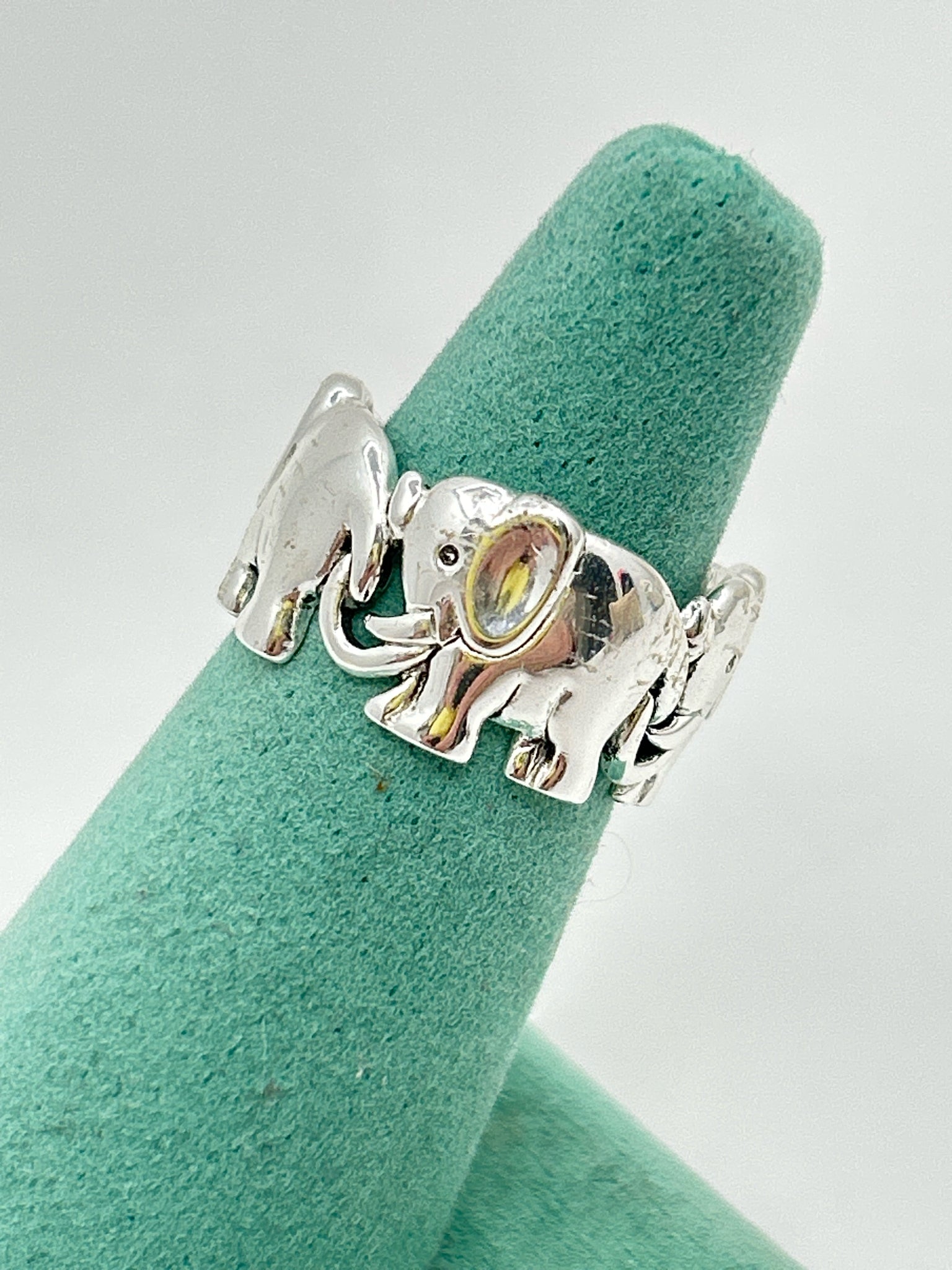 925 LA sterling silver Size 7 Elephant Ring