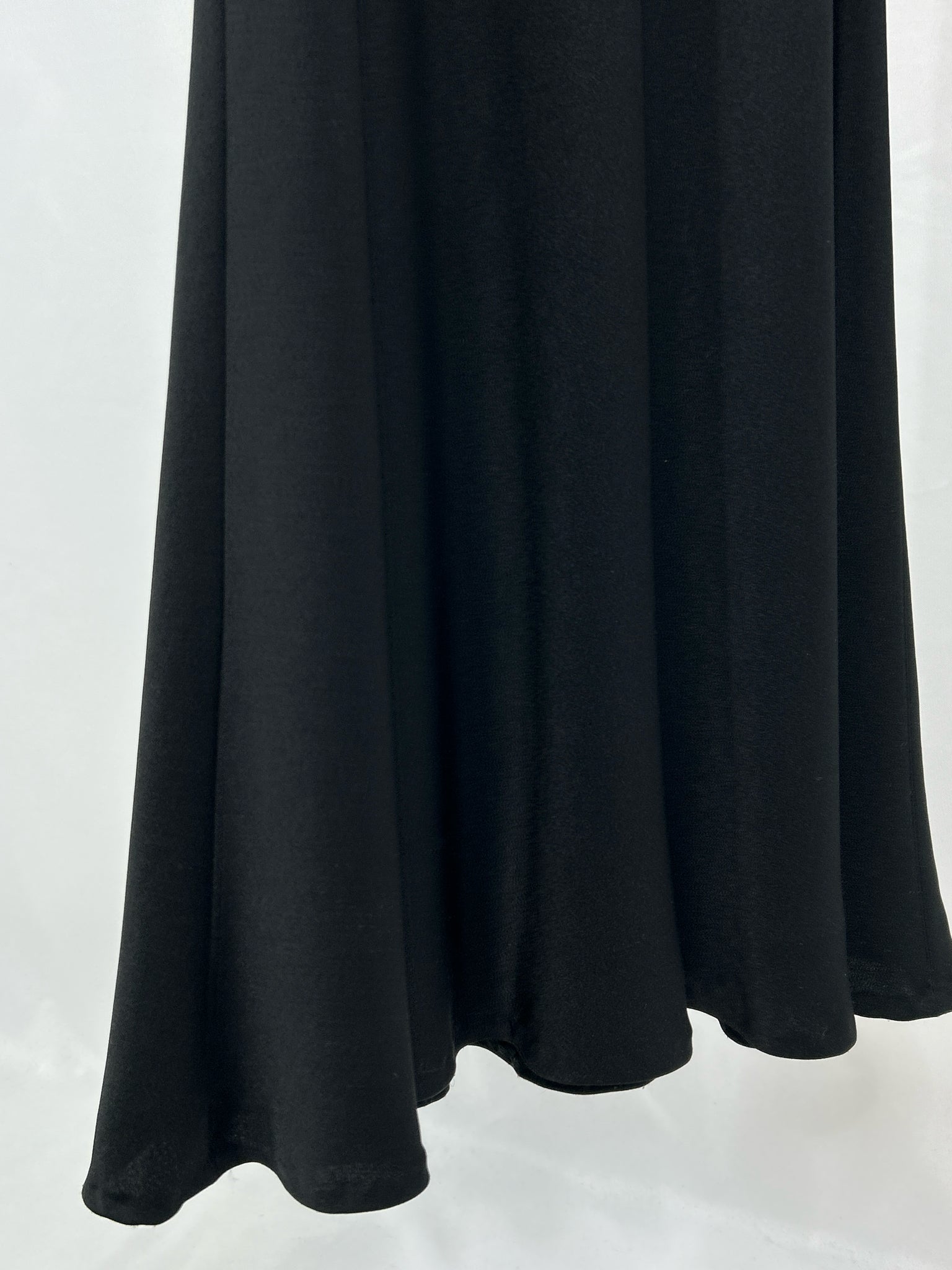 CARMEN MARC VALVO Size 6 Black Women Dress