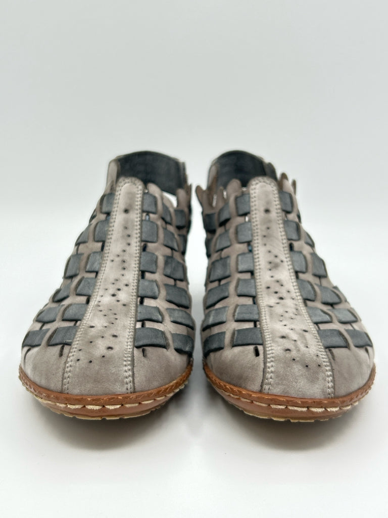 RIEKER Size 40 Taupe and Grey Women's Shoes