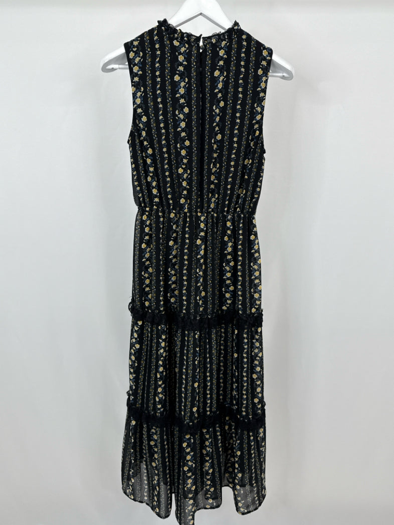 Moon River Size S Black Print Dress