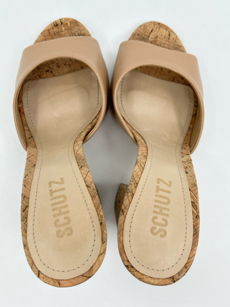 SCHUTZ Size 7B nude Sandal