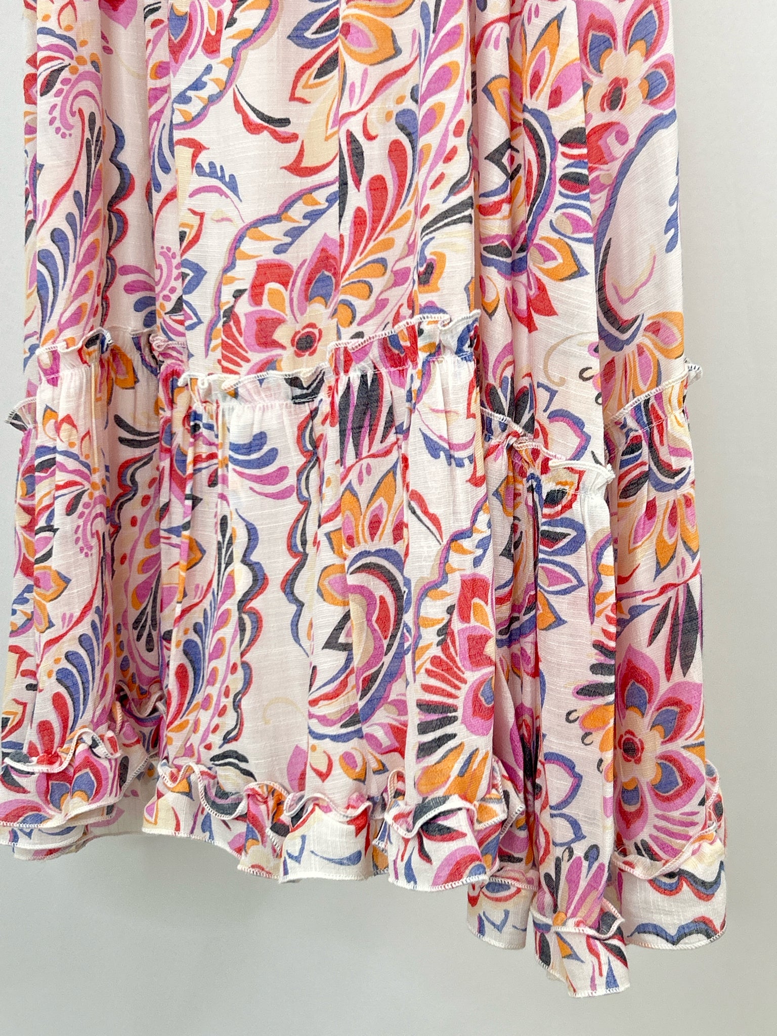 SIGNATURE BY ROBBIE BEE Size M White Floral Women Dress