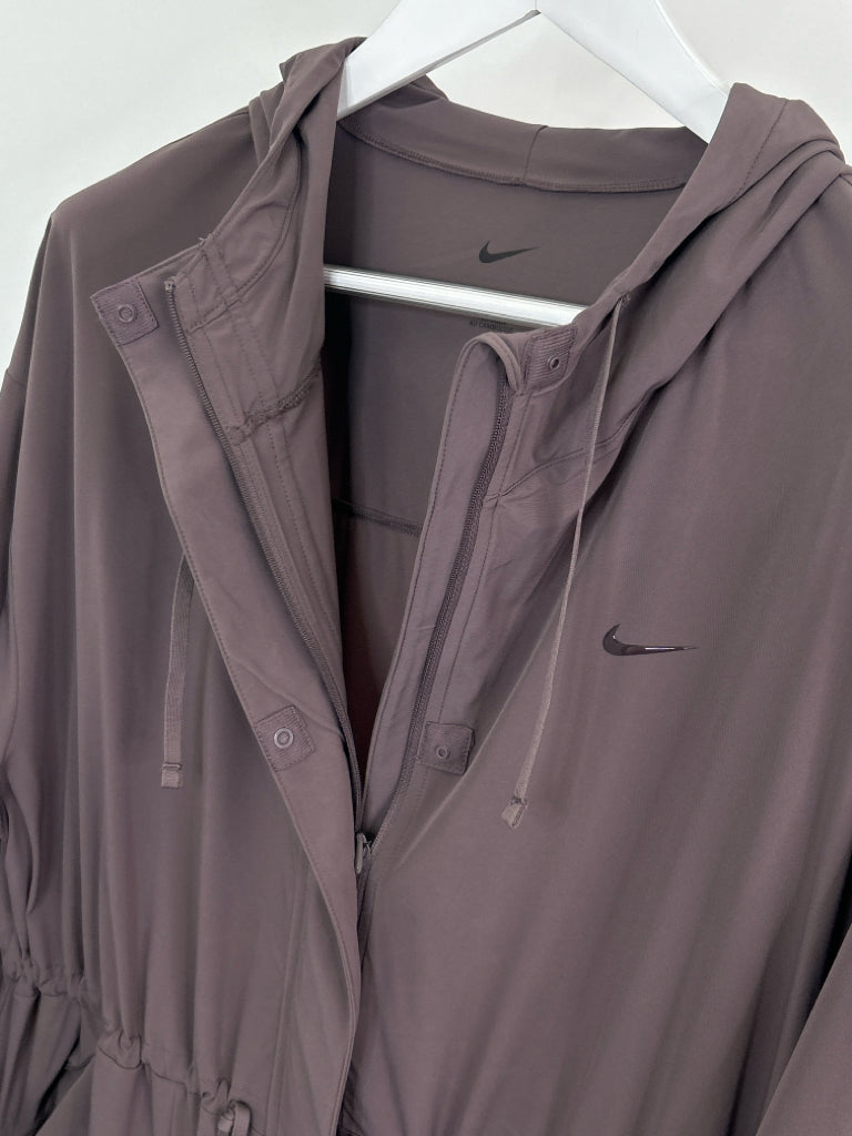 NIKE Women Size XL Plum Jacket