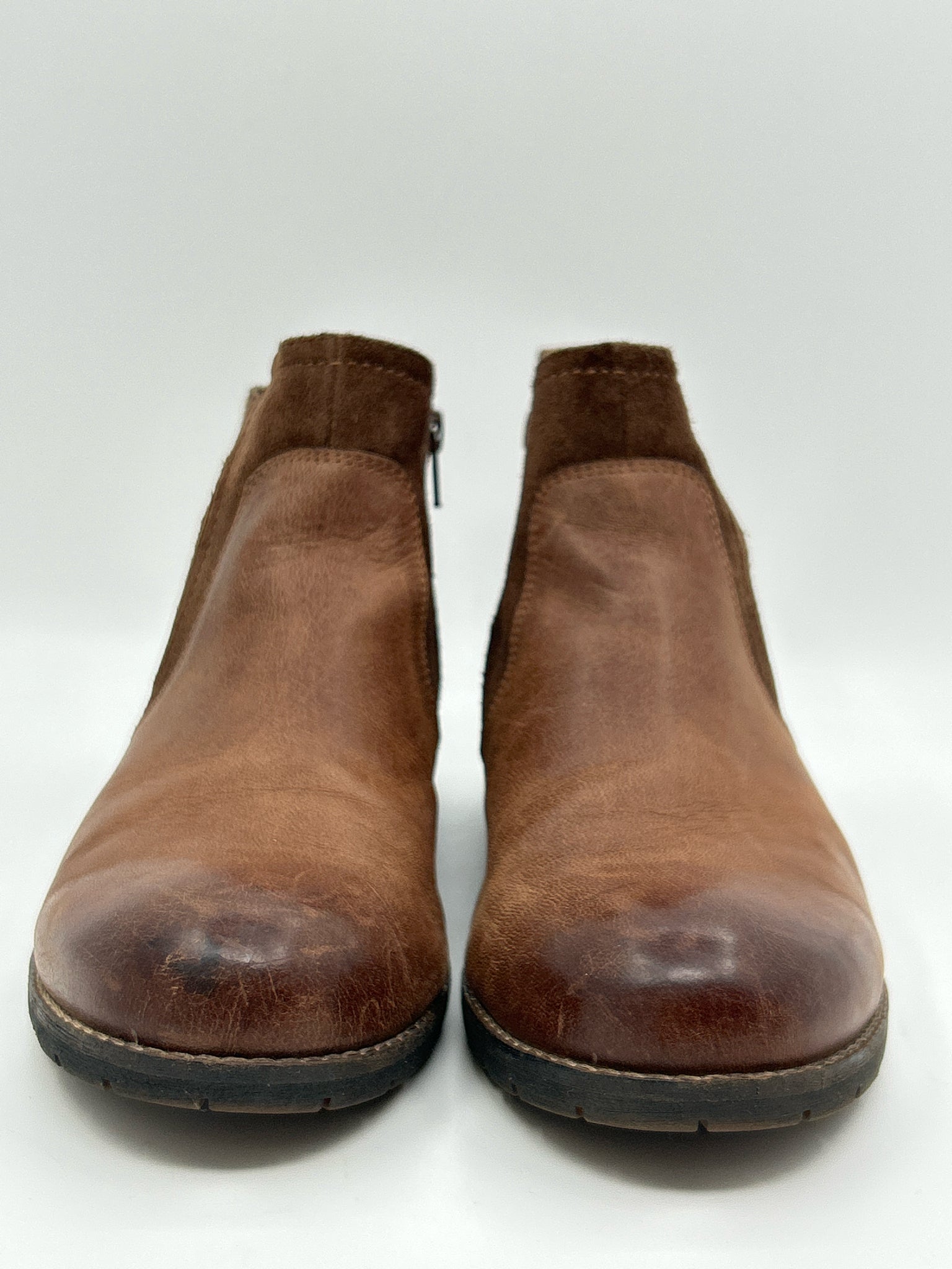 ABEO Size 8.5 Brown Women Booties