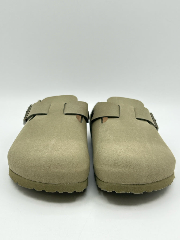 BIRKENSTOCK Size 38 OLIVE GREEN Sandal