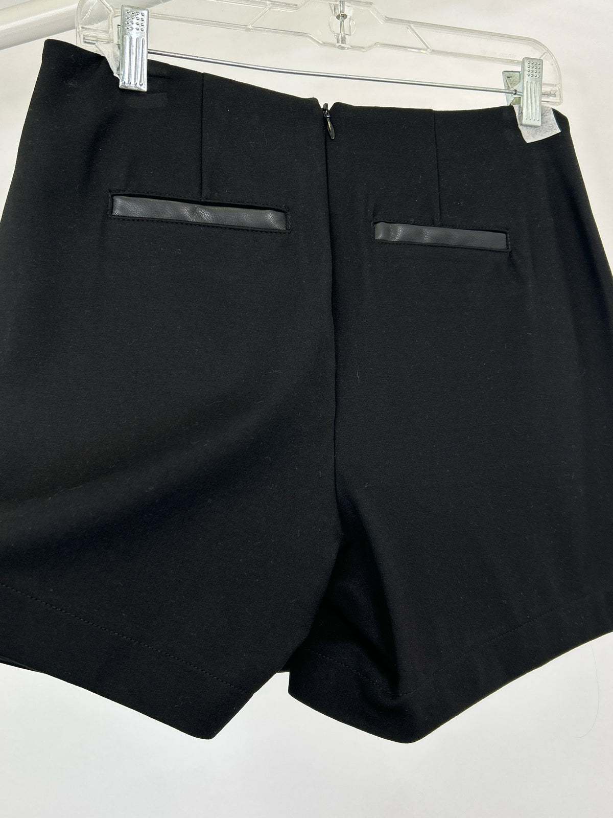 CABI Size 4 Black Women Skort